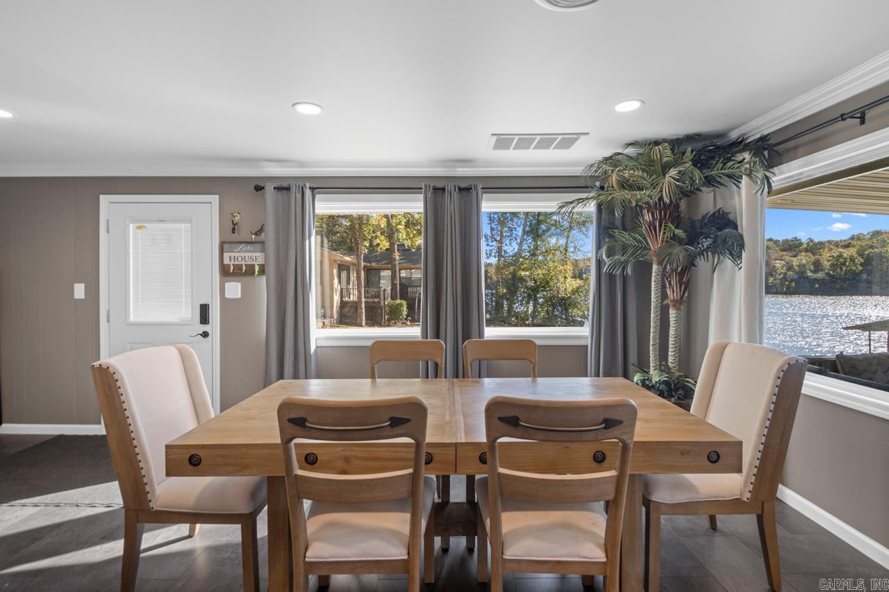 O E HENDERSON - Residential