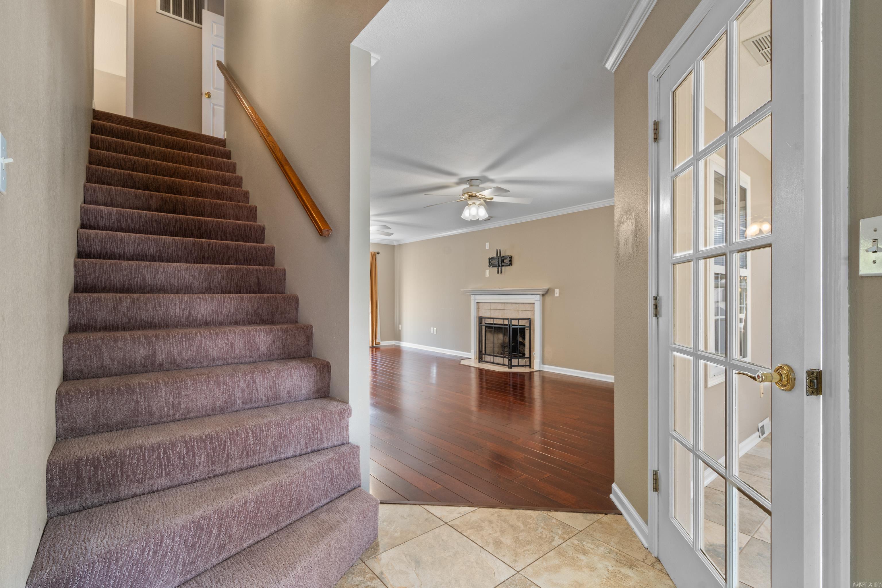 TOWNSQUARE - Residential