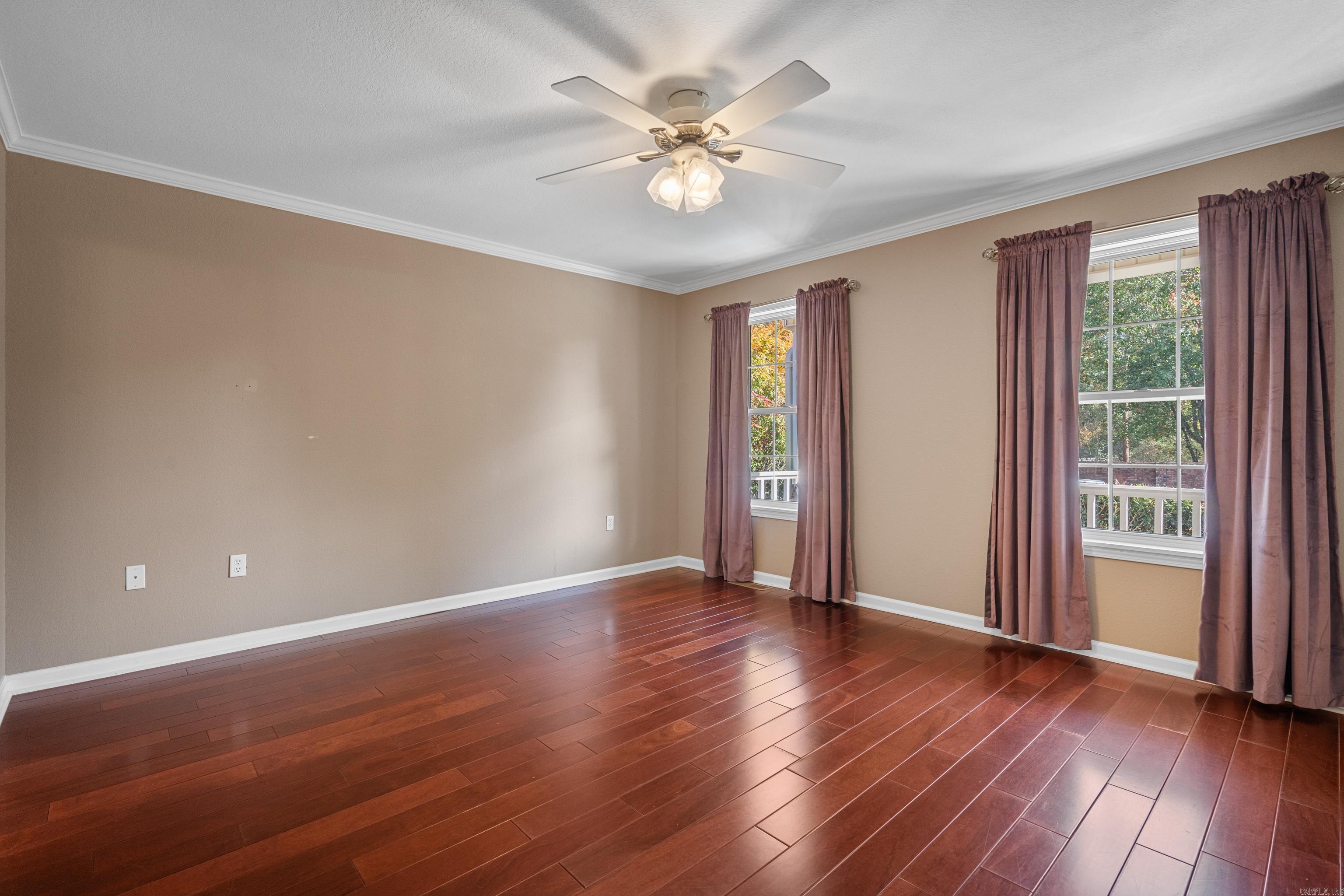 TOWNSQUARE - Residential