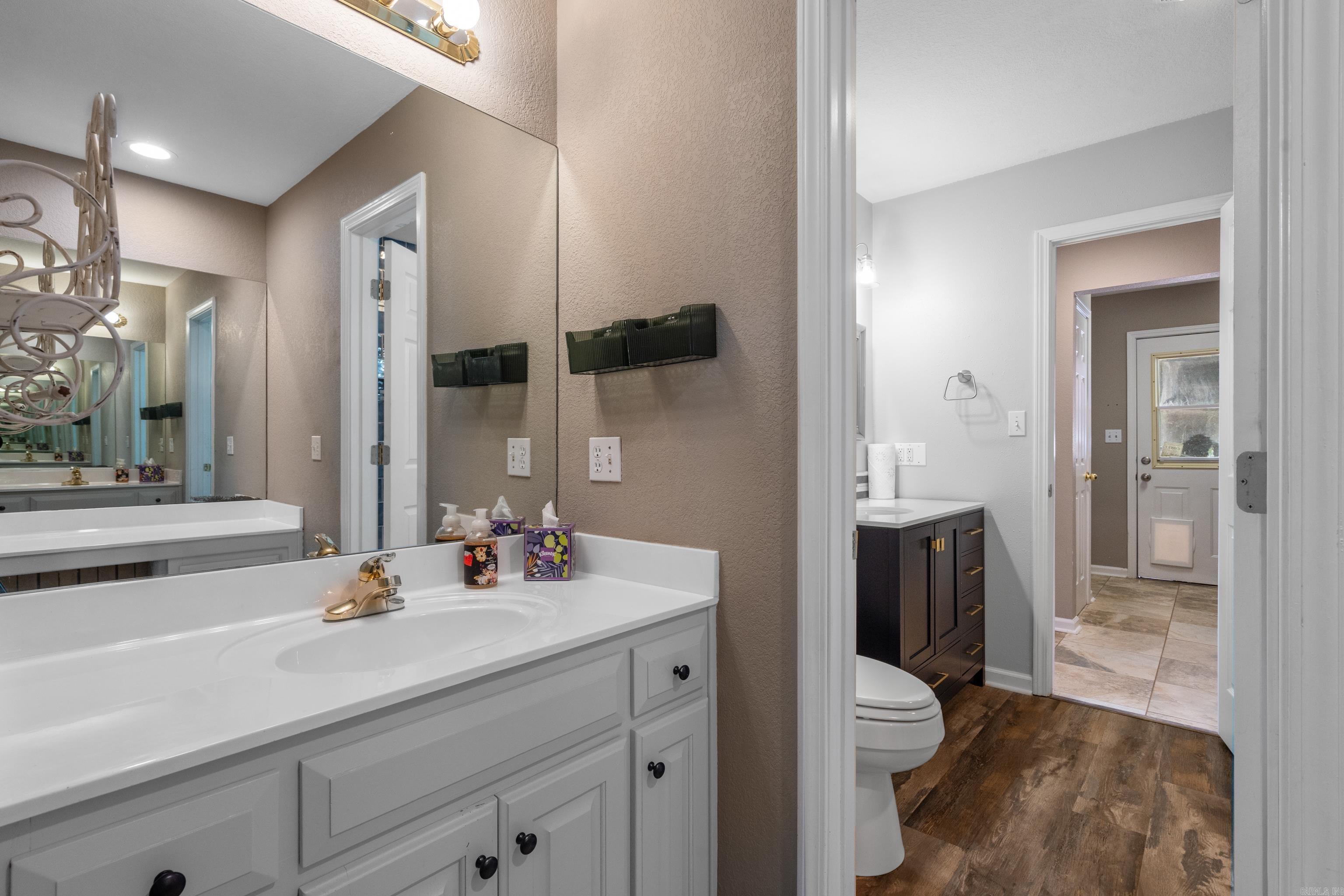 TOWNSQUARE - Residential