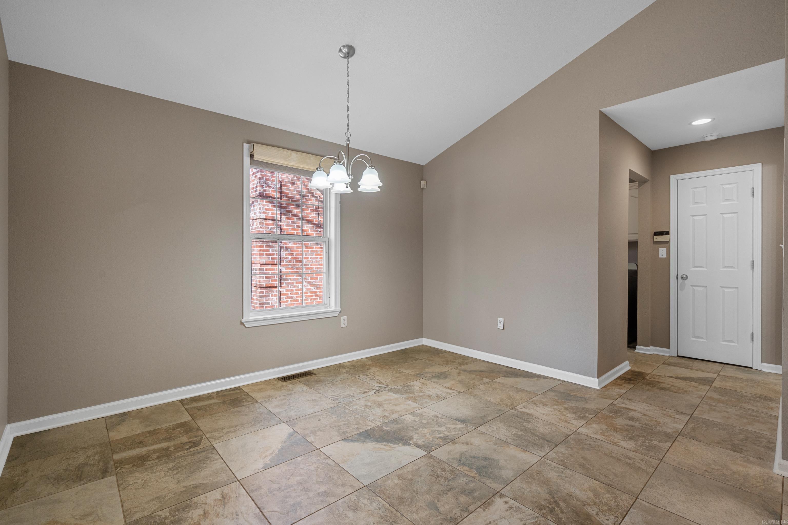 TOWNSQUARE - Residential