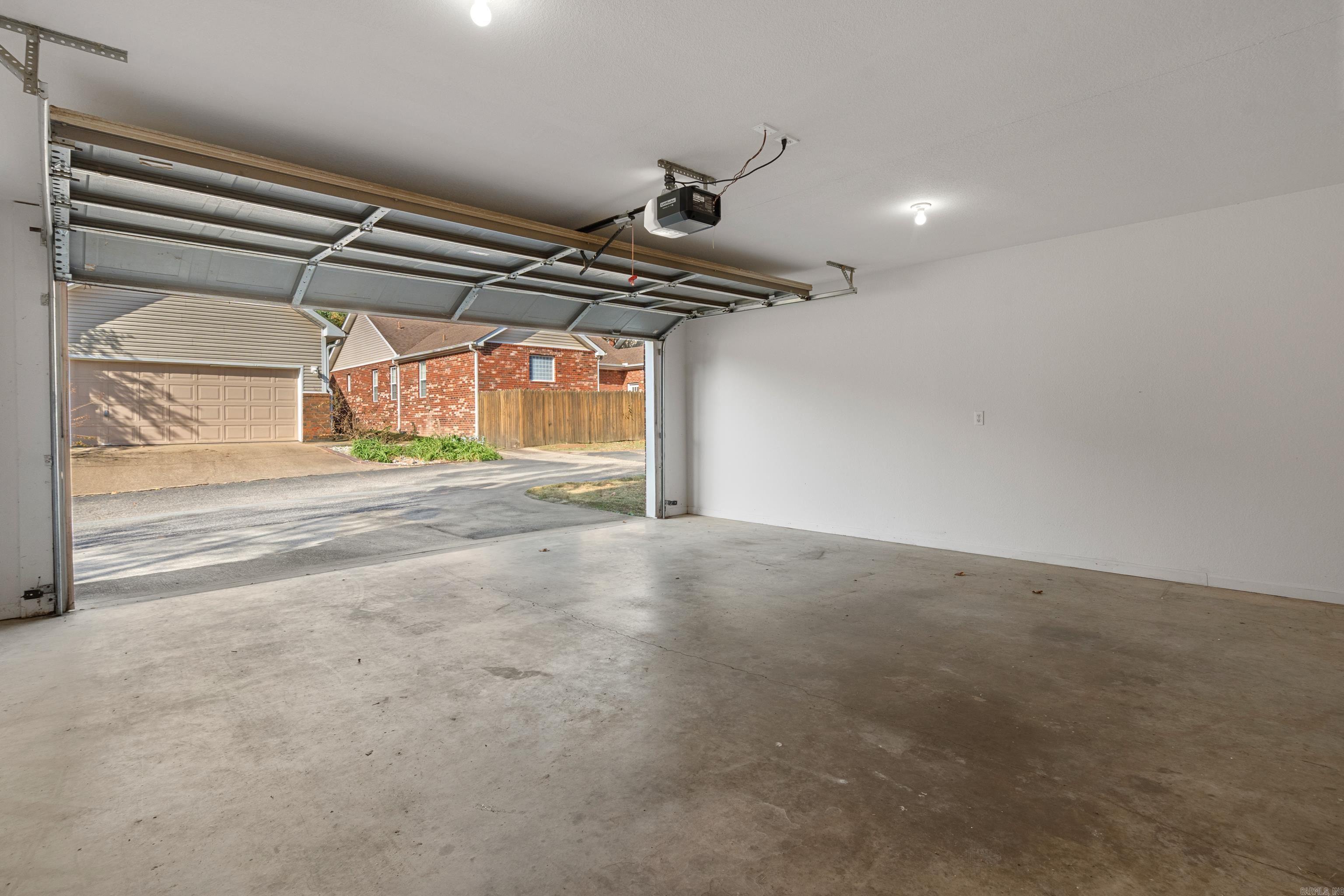 TOWNSQUARE - Residential