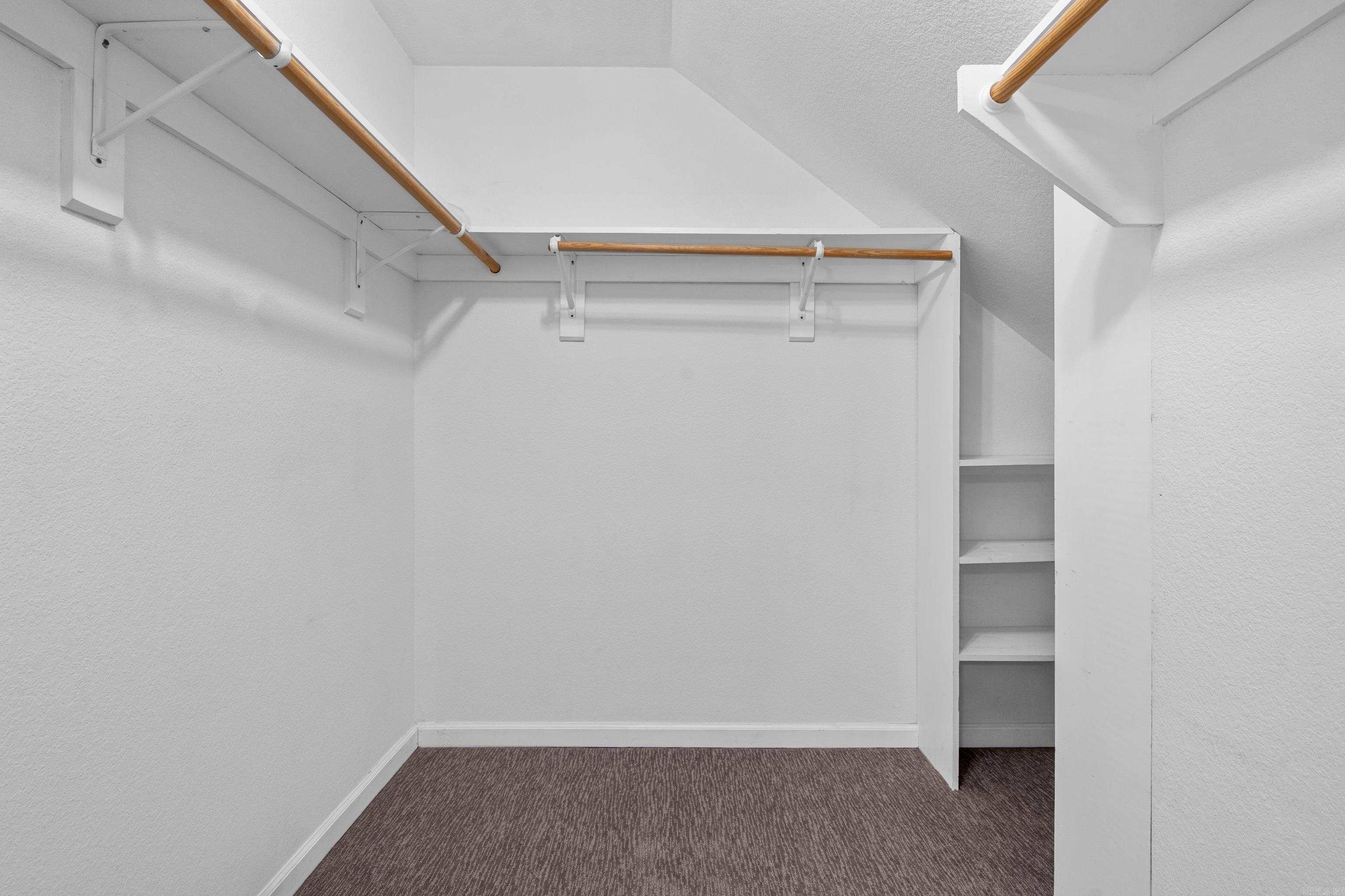 TOWNSQUARE - Residential