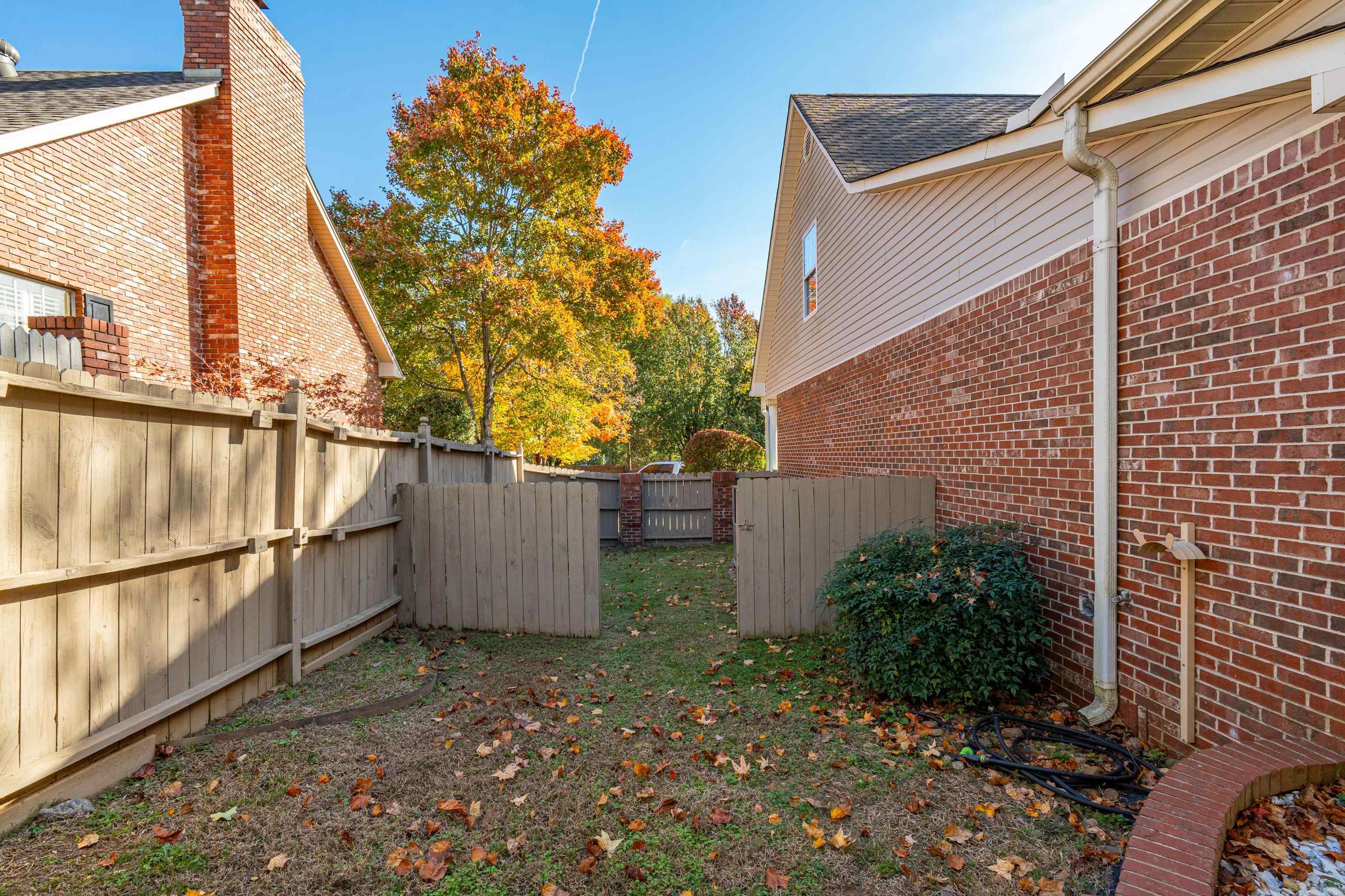 TOWNSQUARE - Residential