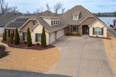 Photo of 19 Oviedo Way, Hot Springs Village, AR 71909 (MLS # 26006737)