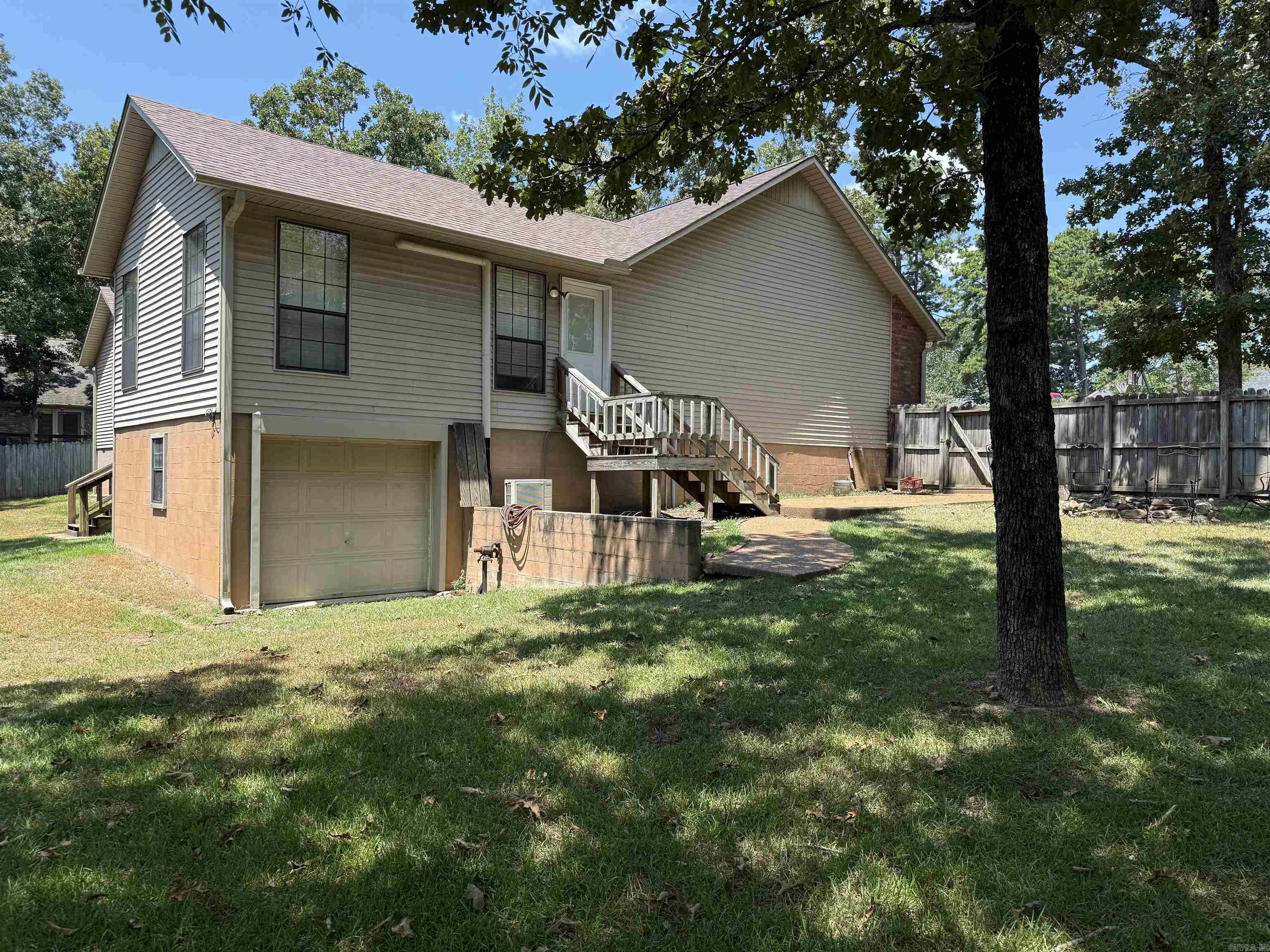 EDGEWATER COVE - Residential
