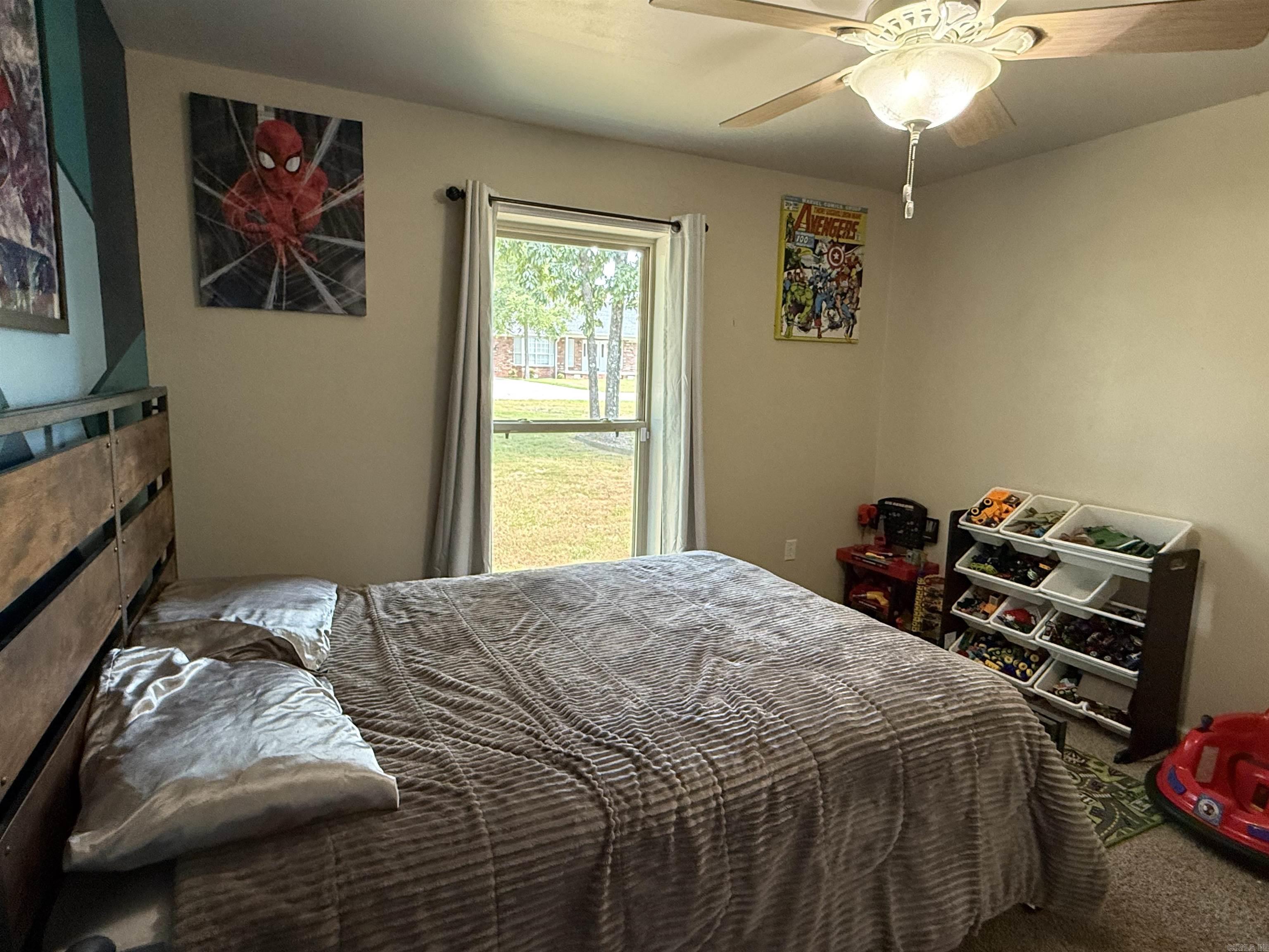 EDGEWATER COVE - Residential