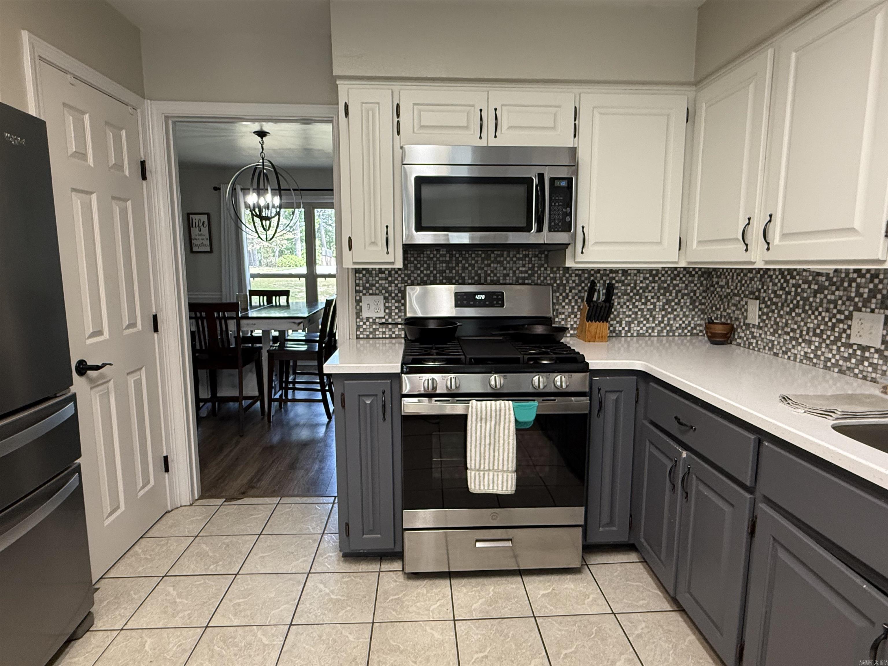 EDGEWATER COVE - Residential