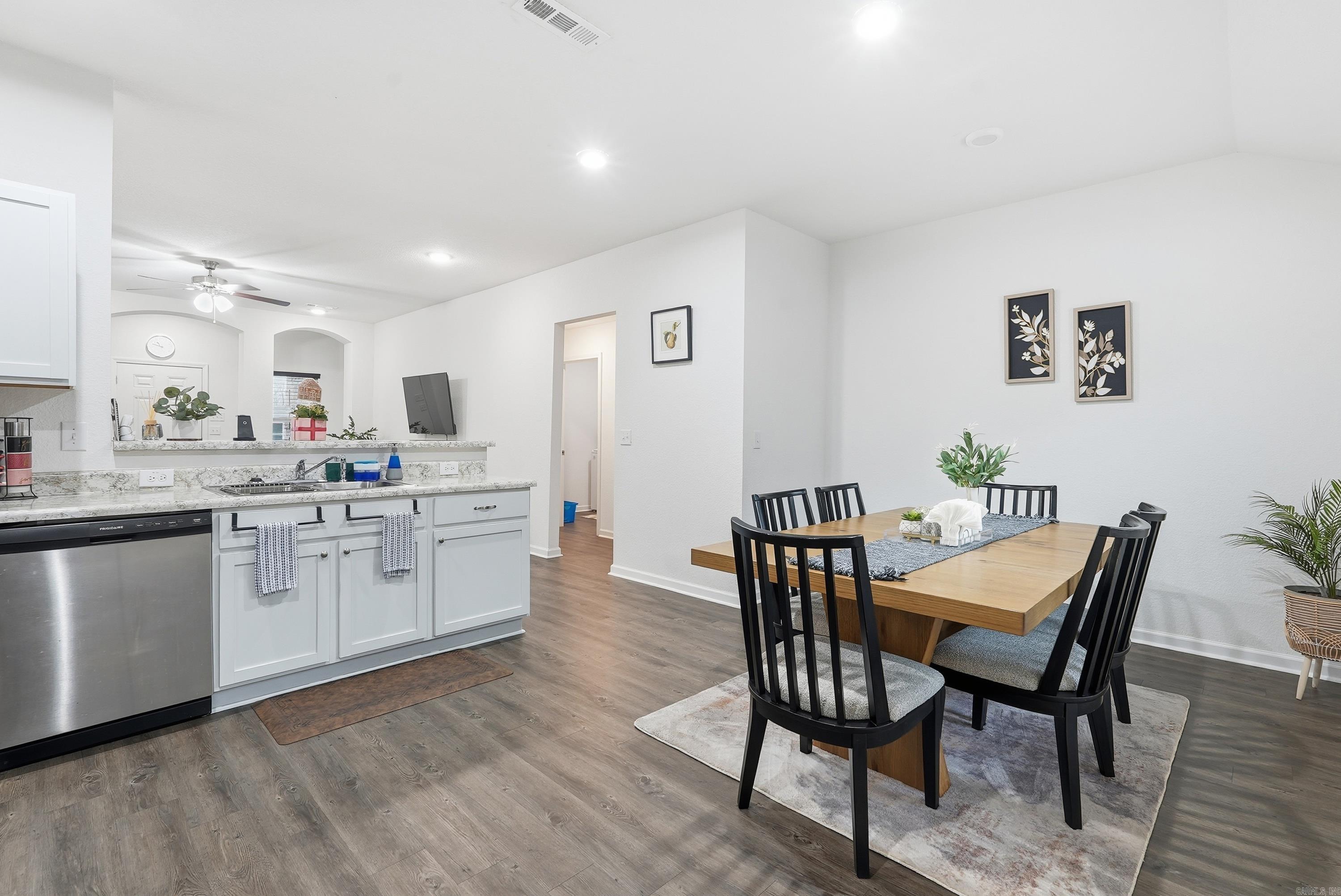 MUSEUM MEADOWS - Residential