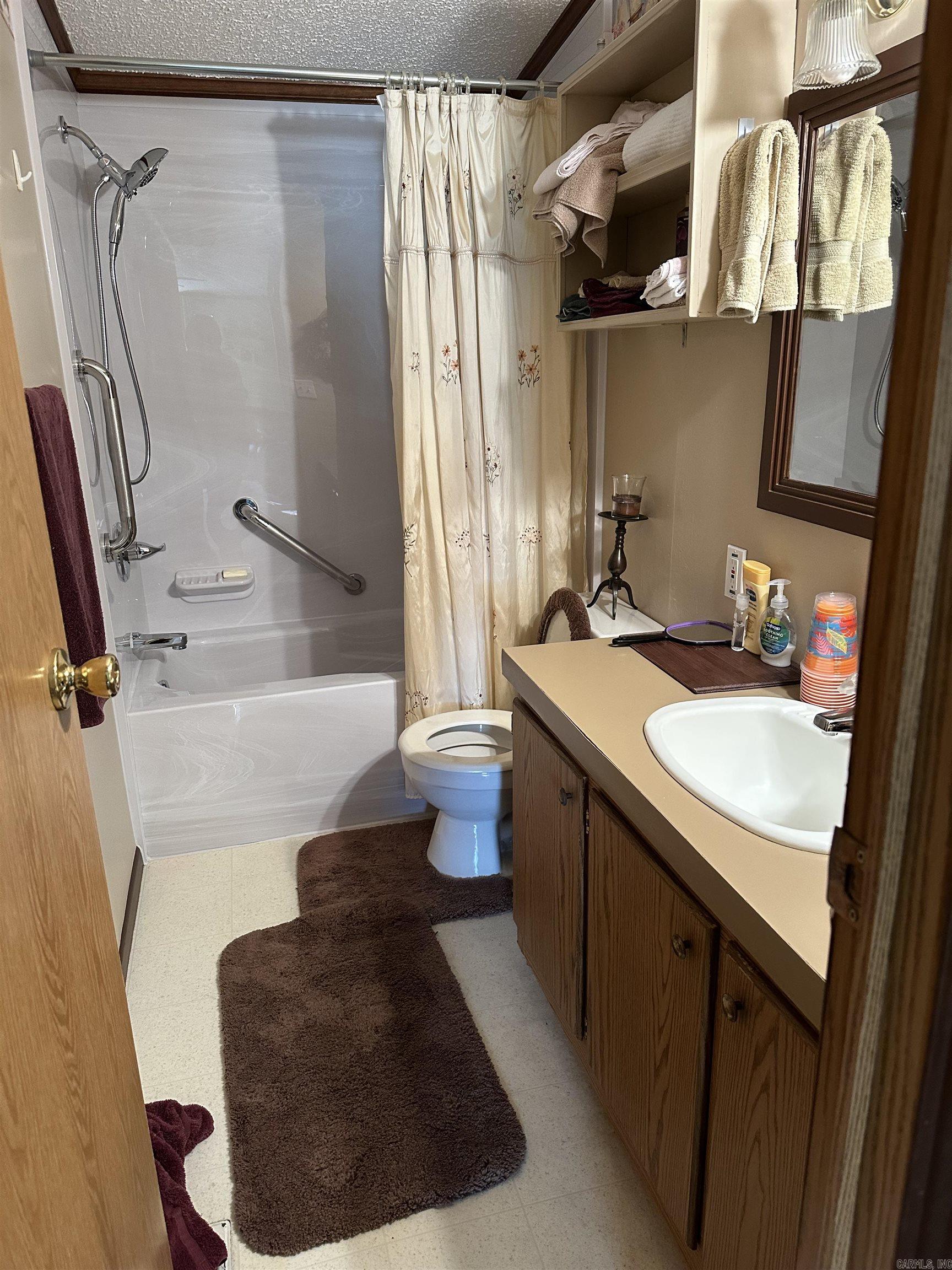 Kike Acres - Residential