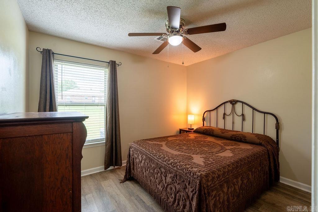 SUMMERBROOKE - Residential