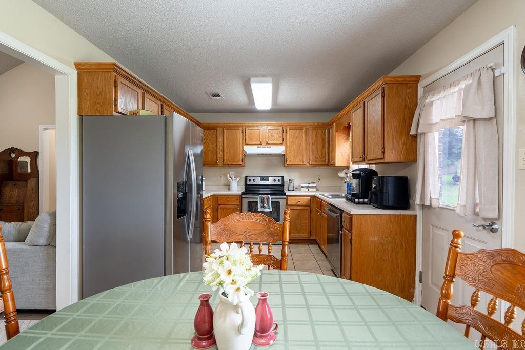 SUMMERBROOKE - Residential