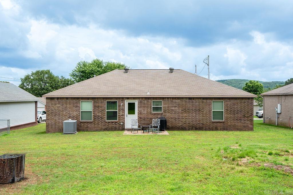SUMMERBROOKE - Residential