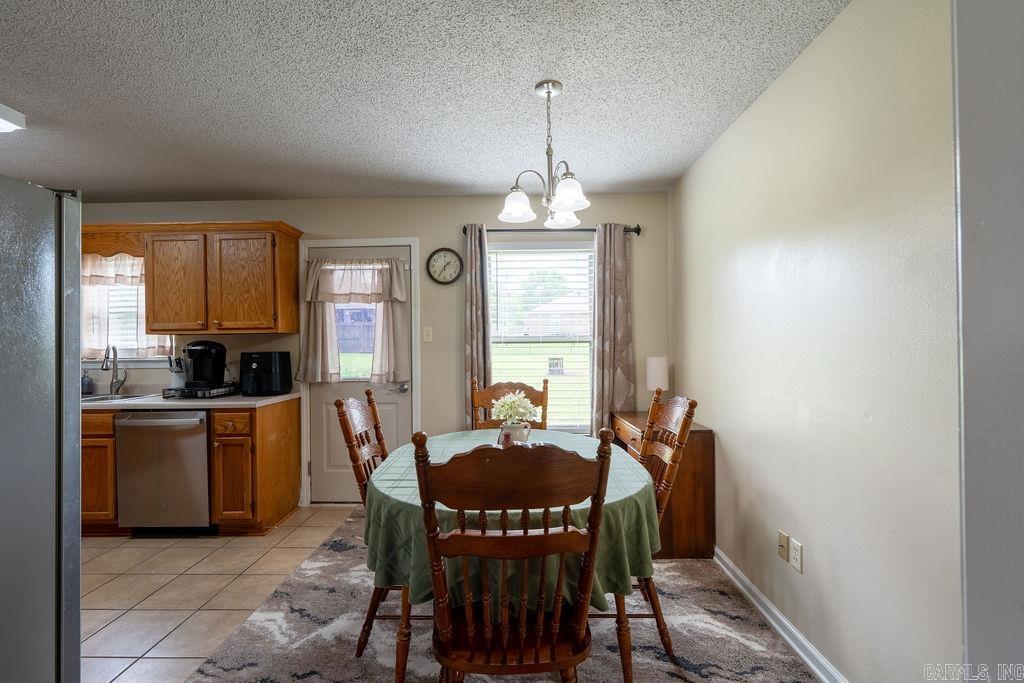 SUMMERBROOKE - Residential