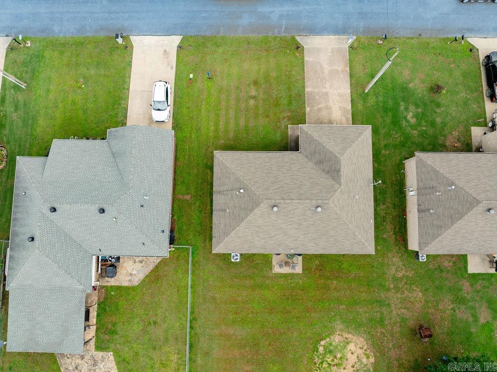 SUMMERBROOKE - Residential
