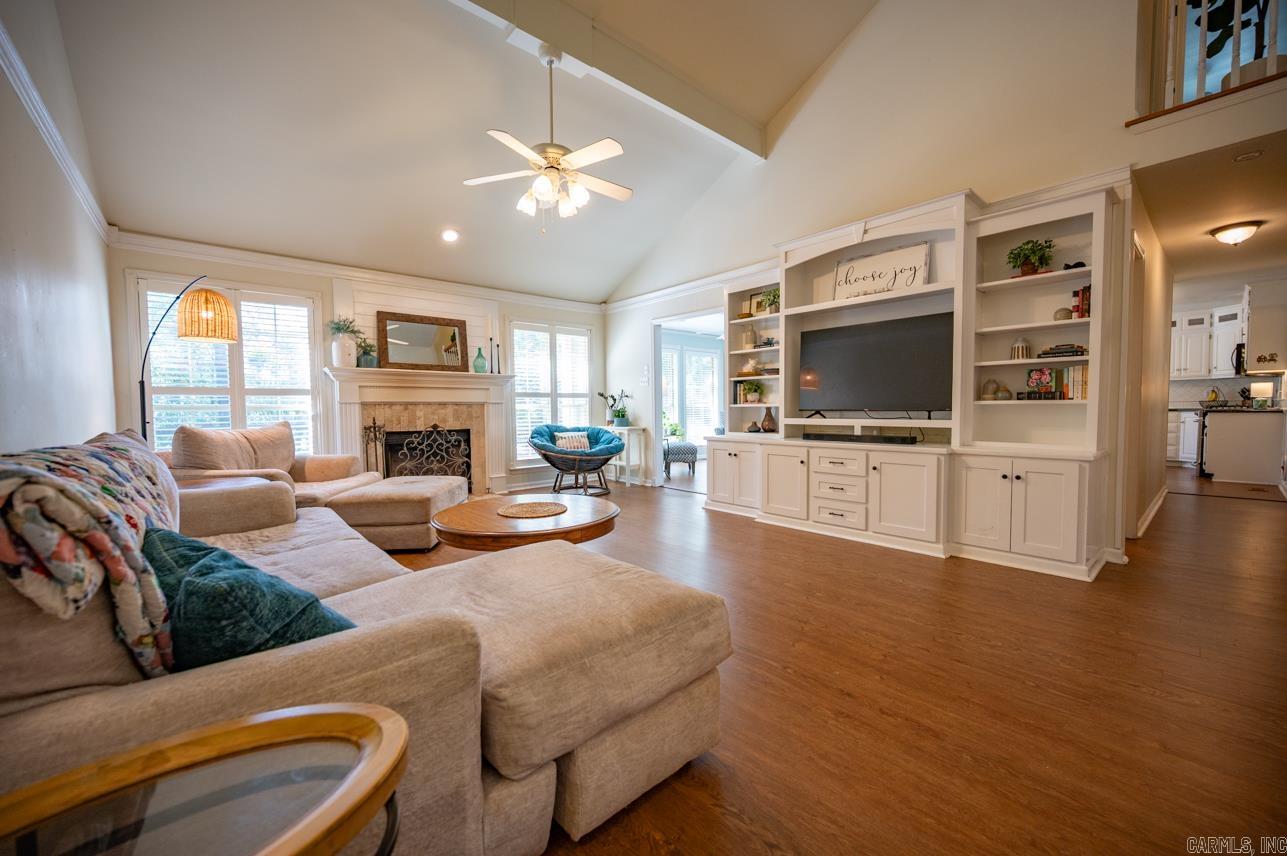 WINDSOR VALLEY ADDN - Residential