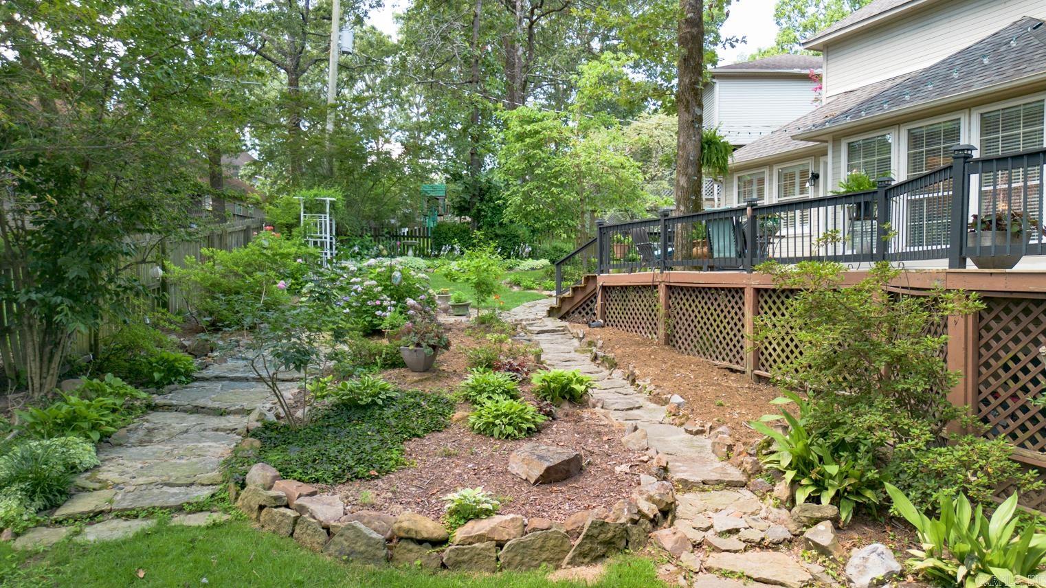 WINDSOR VALLEY ADDN - Residential