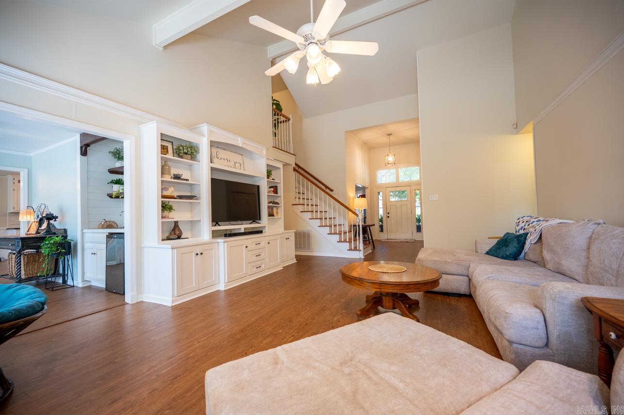 WINDSOR VALLEY ADDN - Residential