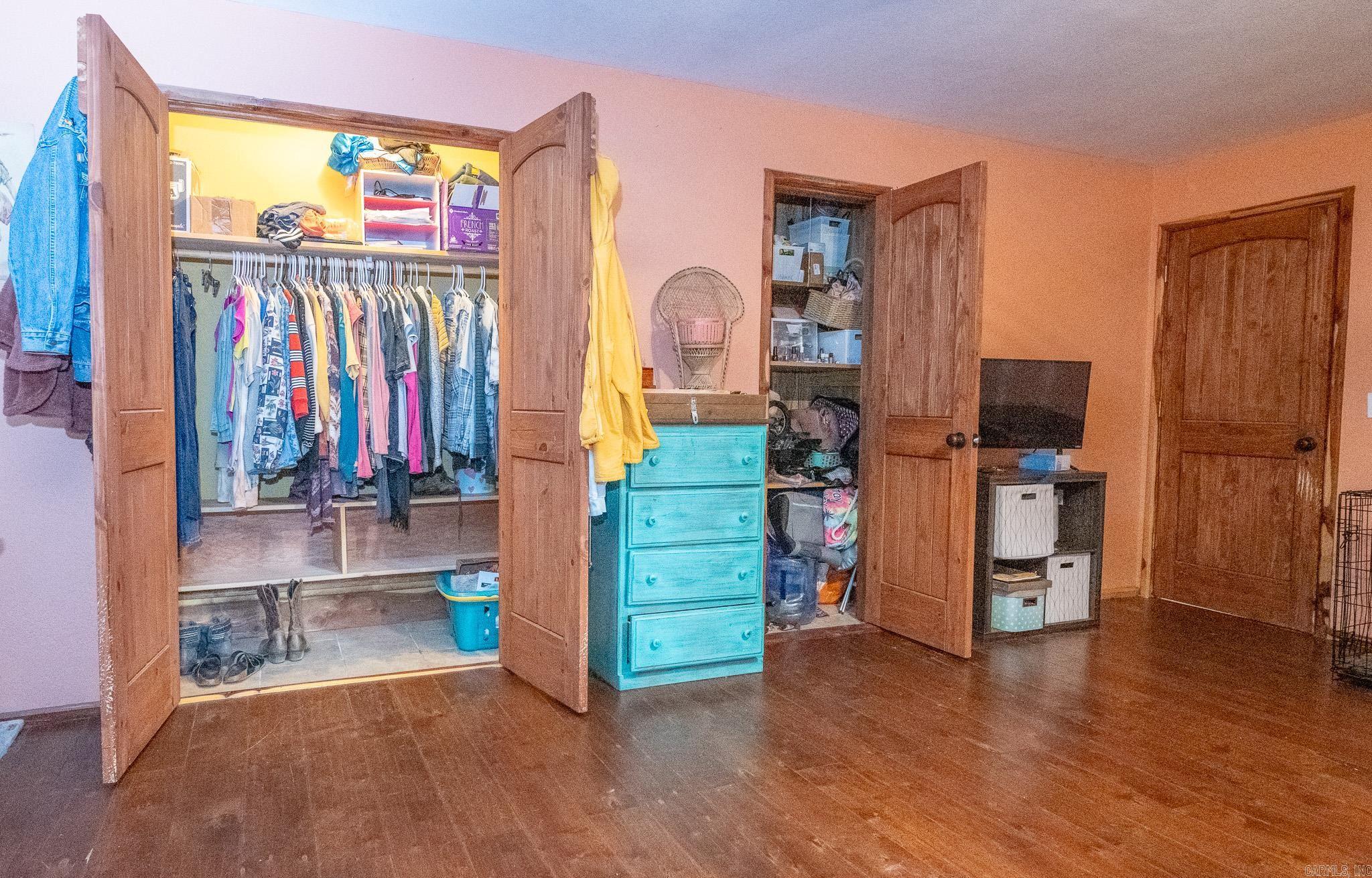 Halls Second - Residential