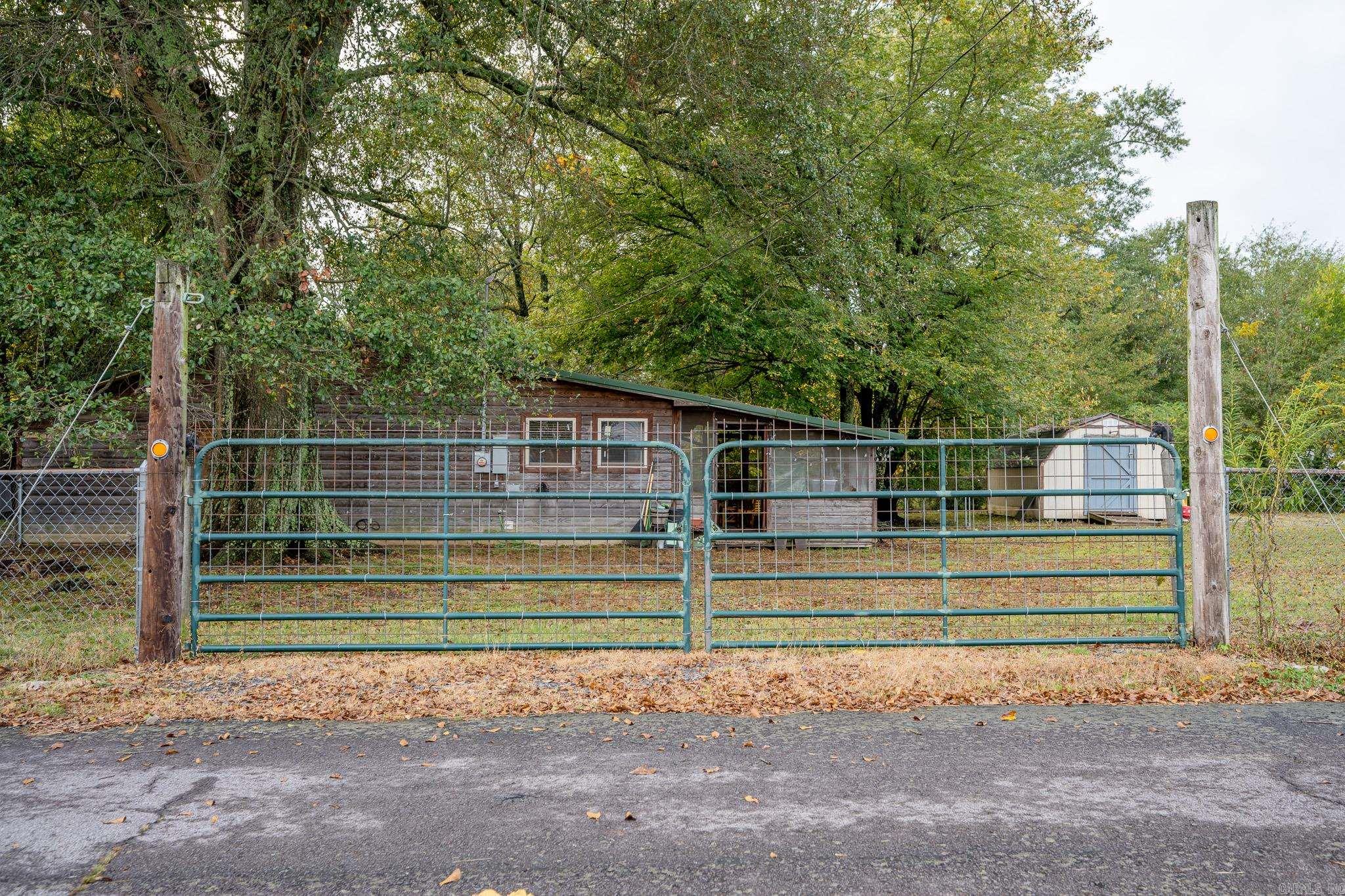 Halls Second - Residential