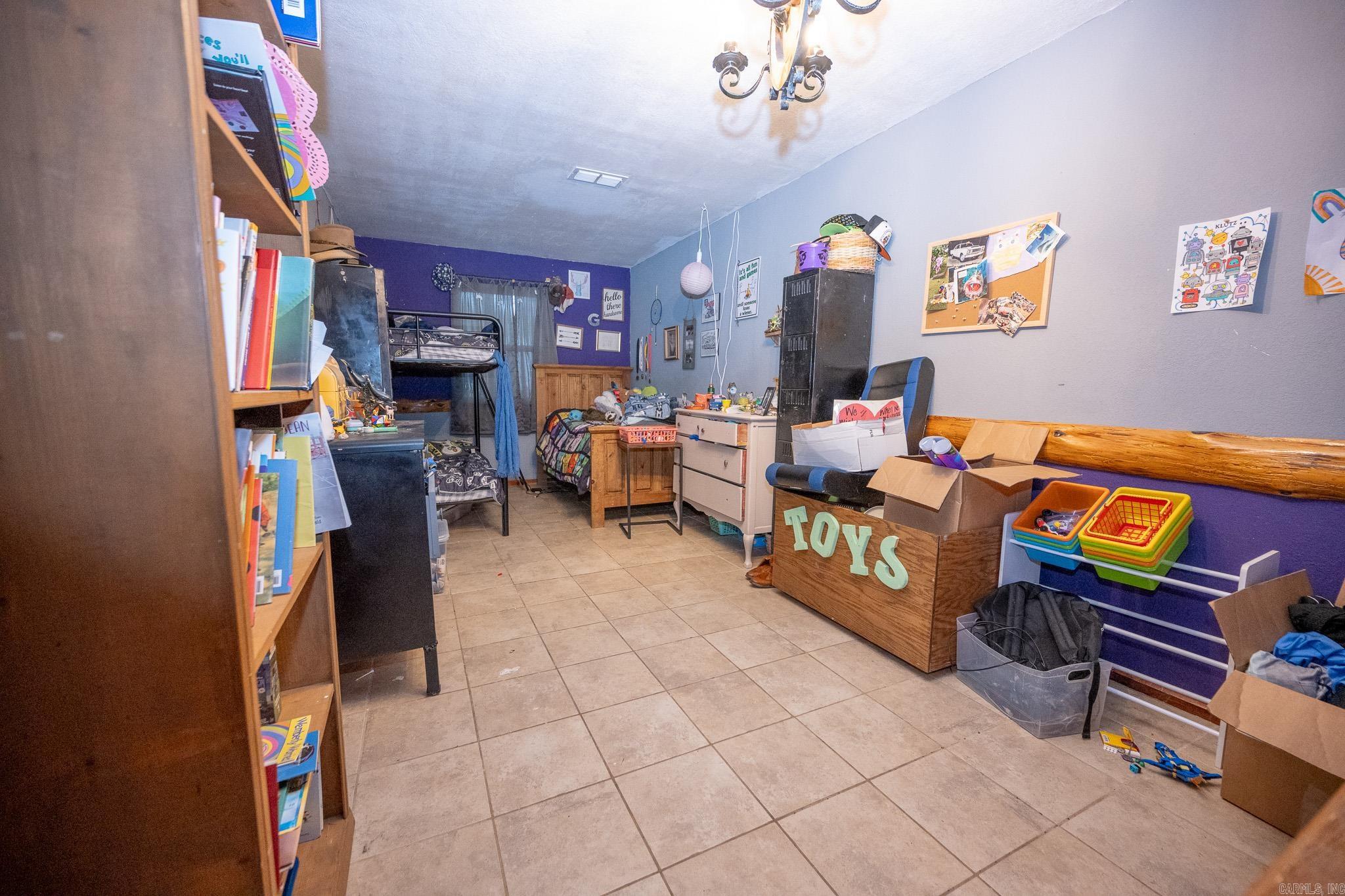 Halls Second - Residential