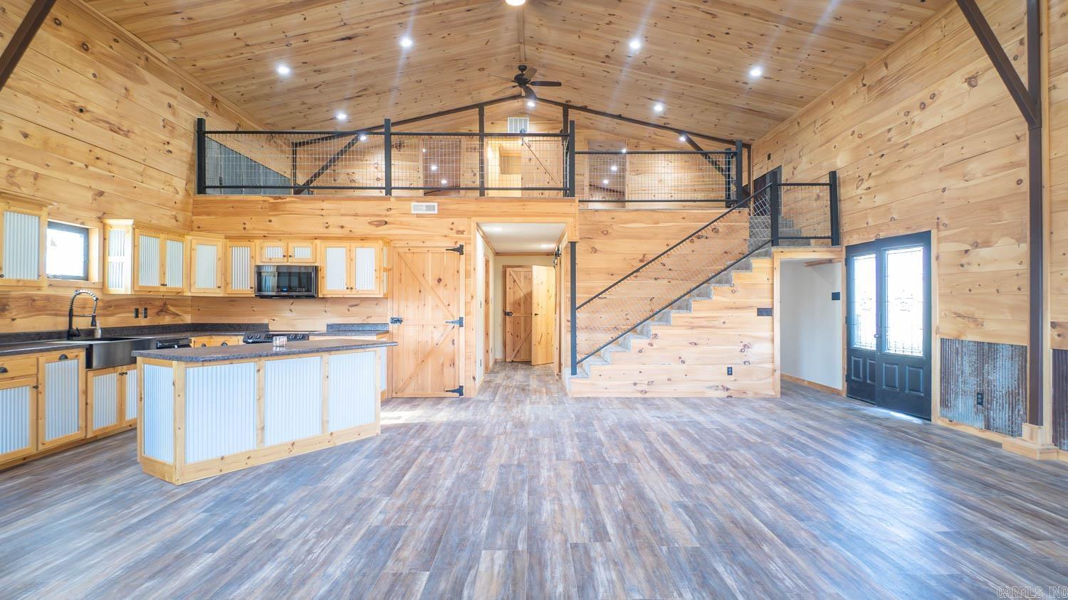 RIVERSIDE RIDGE ESTATES - Residential