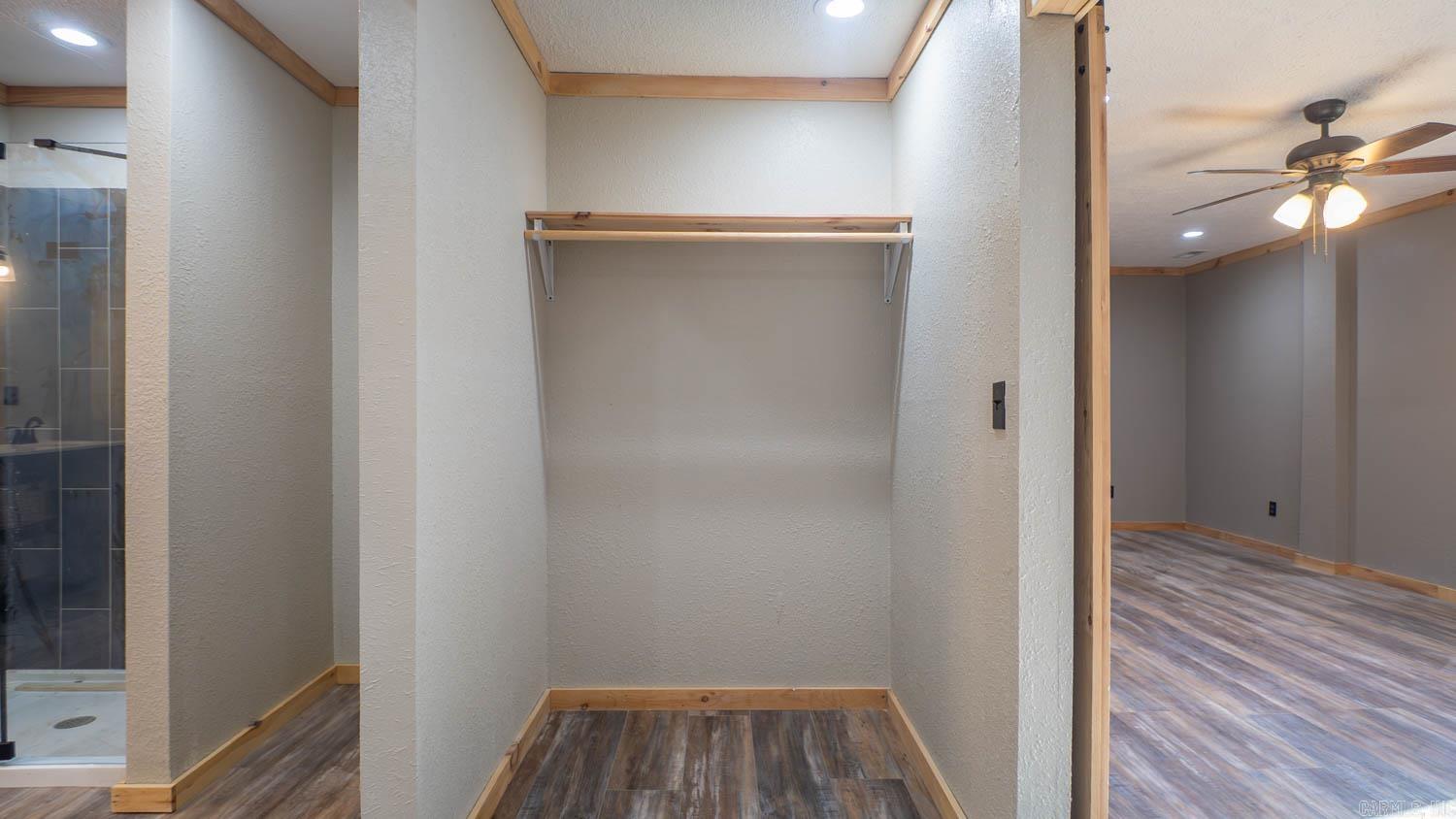 RIVERSIDE RIDGE ESTATES - Residential