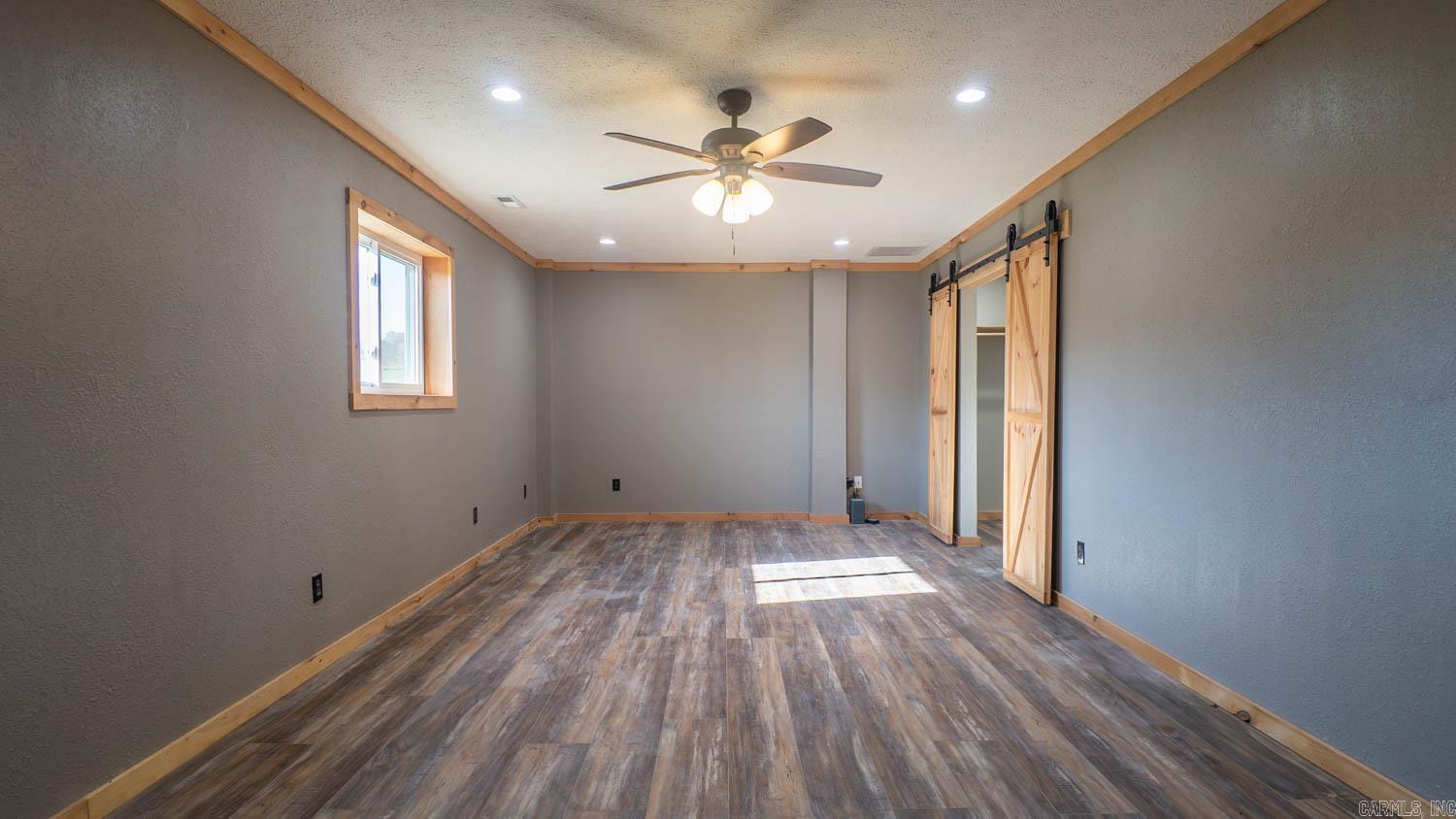 RIVERSIDE RIDGE ESTATES - Residential