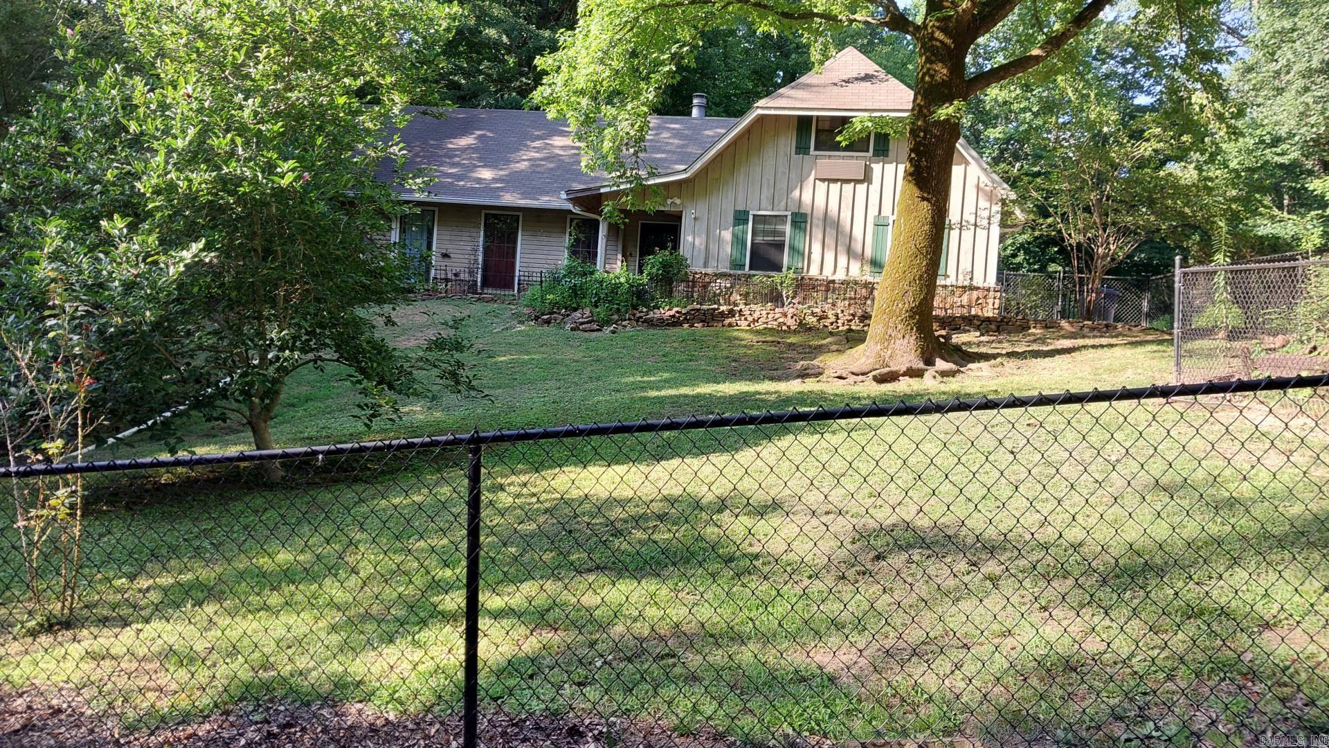 This charming single-family home located at 26 Holiday Hills Dr, Helena-West Helena, AR was built in 1979 and offers 2 bathrooms, 4 bedrooms, a total finished area of 1,774 sq.ft., Situated on a spacious lot size of .44 acres., this property provides ample space for outdoor activities, entertaining and a beautiful woodland view. With a cozy and welcoming interior, this home is perfect for families or individuals looking for a comfortable and inviting living space. Both the roof and central heat and air have been updated and are in like-new conditio