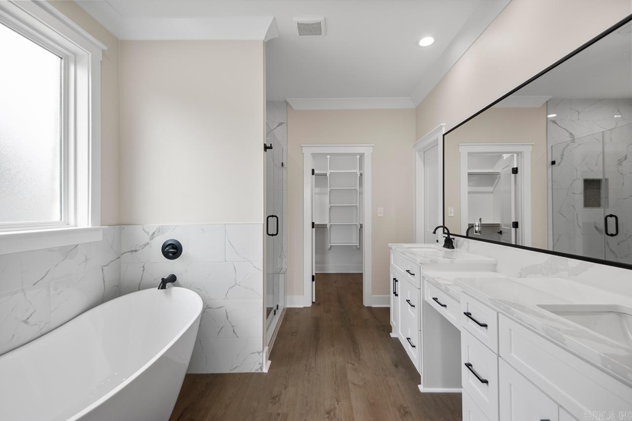 COUNTRY CLUB OF AR-QUARTERS ADDN - Residential