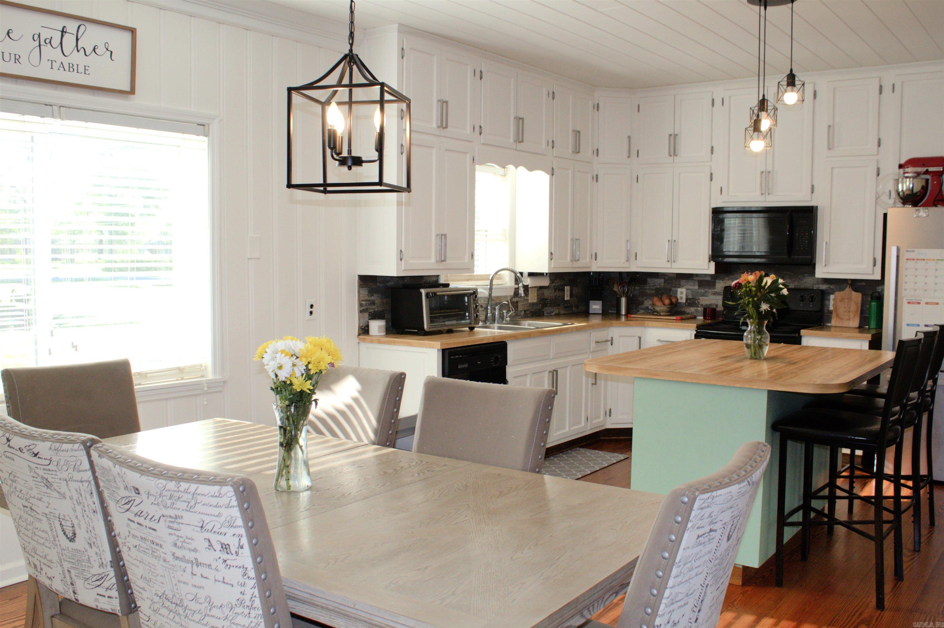 GREENWOOD PARK ADD - Residential