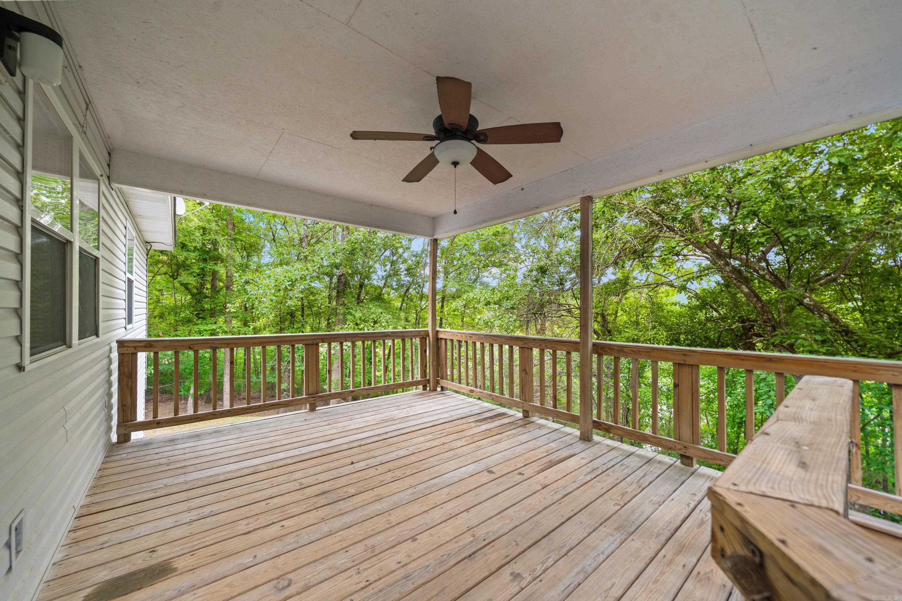 ARROWHEAD LAKE ESTATES 3 - Residential