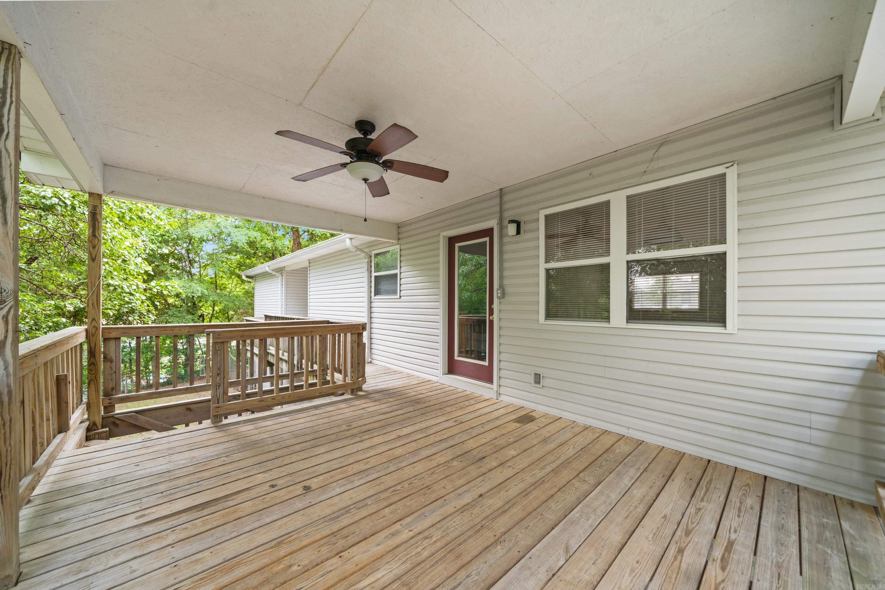 ARROWHEAD LAKE ESTATES 3 - Residential