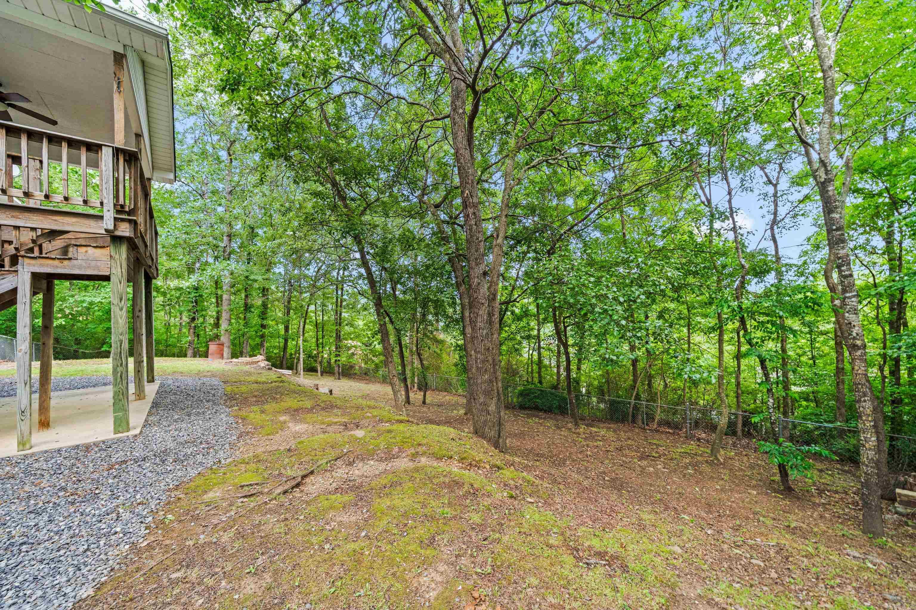 ARROWHEAD LAKE ESTATES 3 - Residential