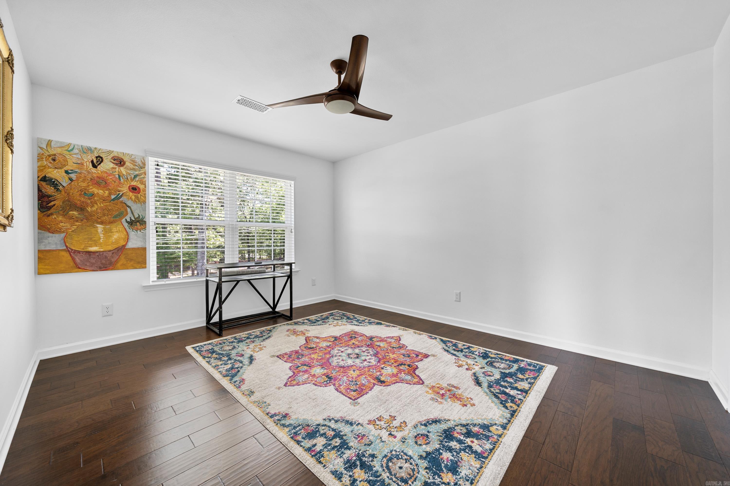 MAJESTIC LAKE VILLAGE TOWNHOMES - Residential