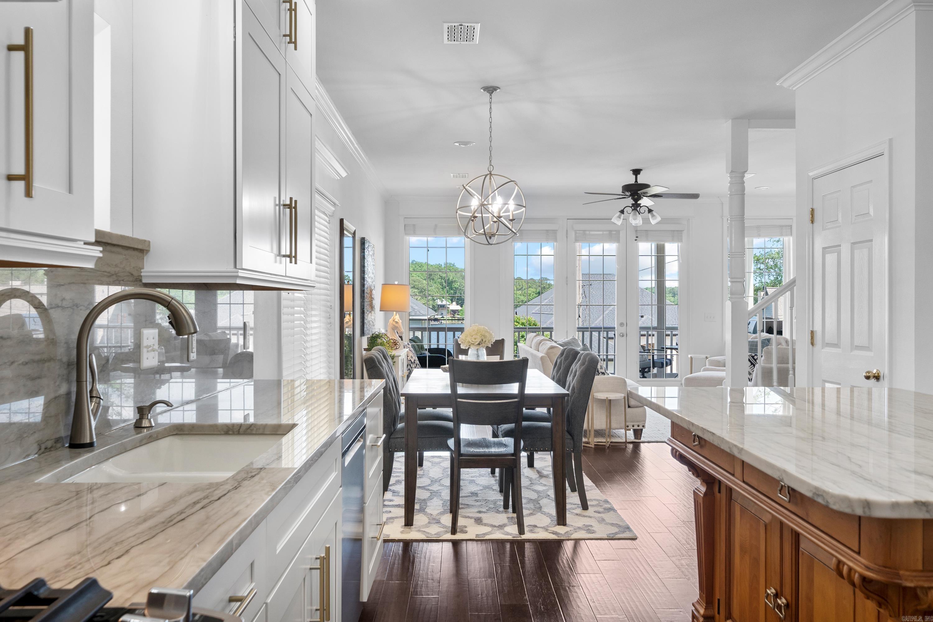 MAJESTIC LAKE VILLAGE TOWNHOMES - Residential