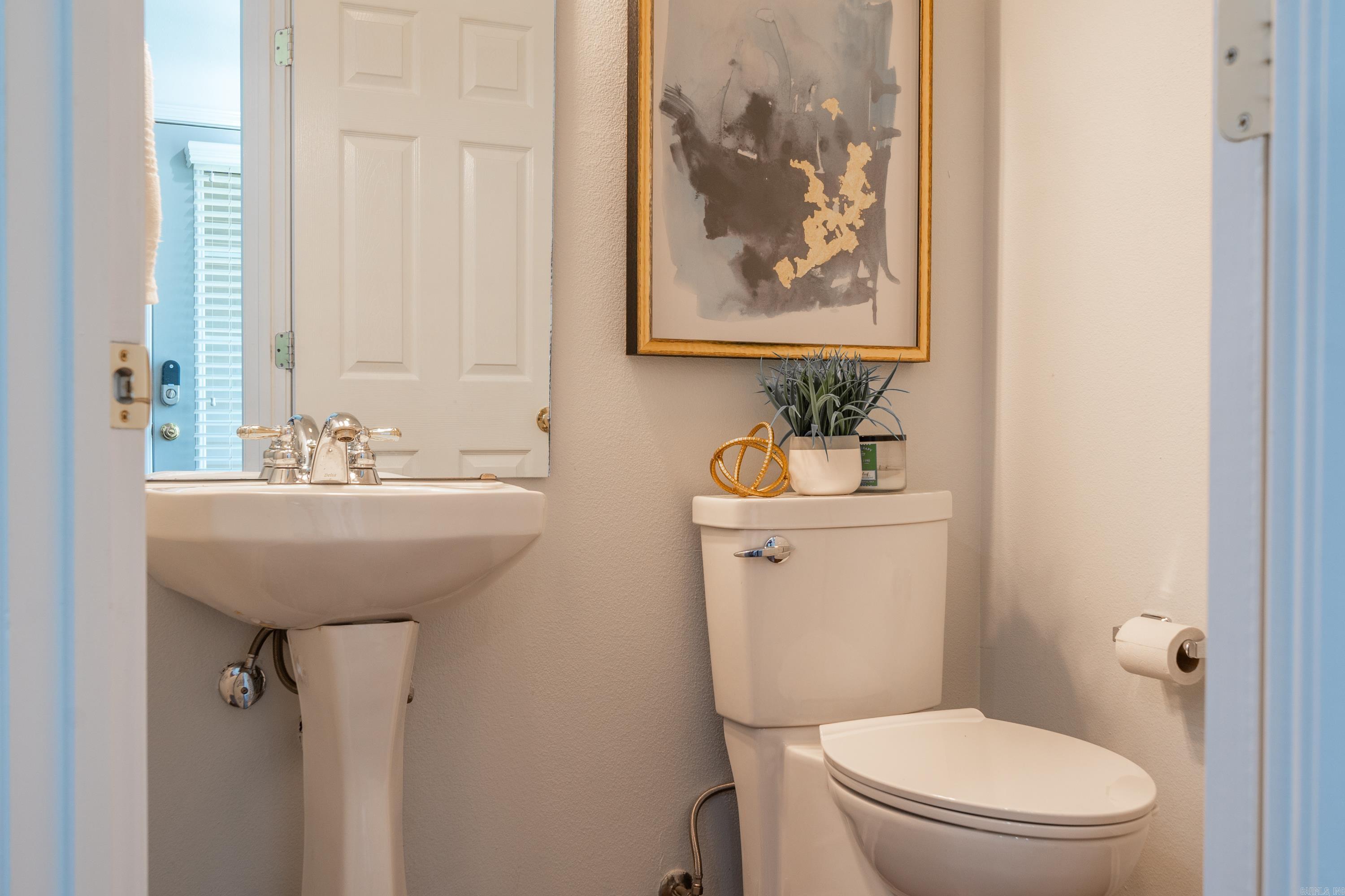 MAJESTIC LAKE VILLAGE TOWNHOMES - Residential