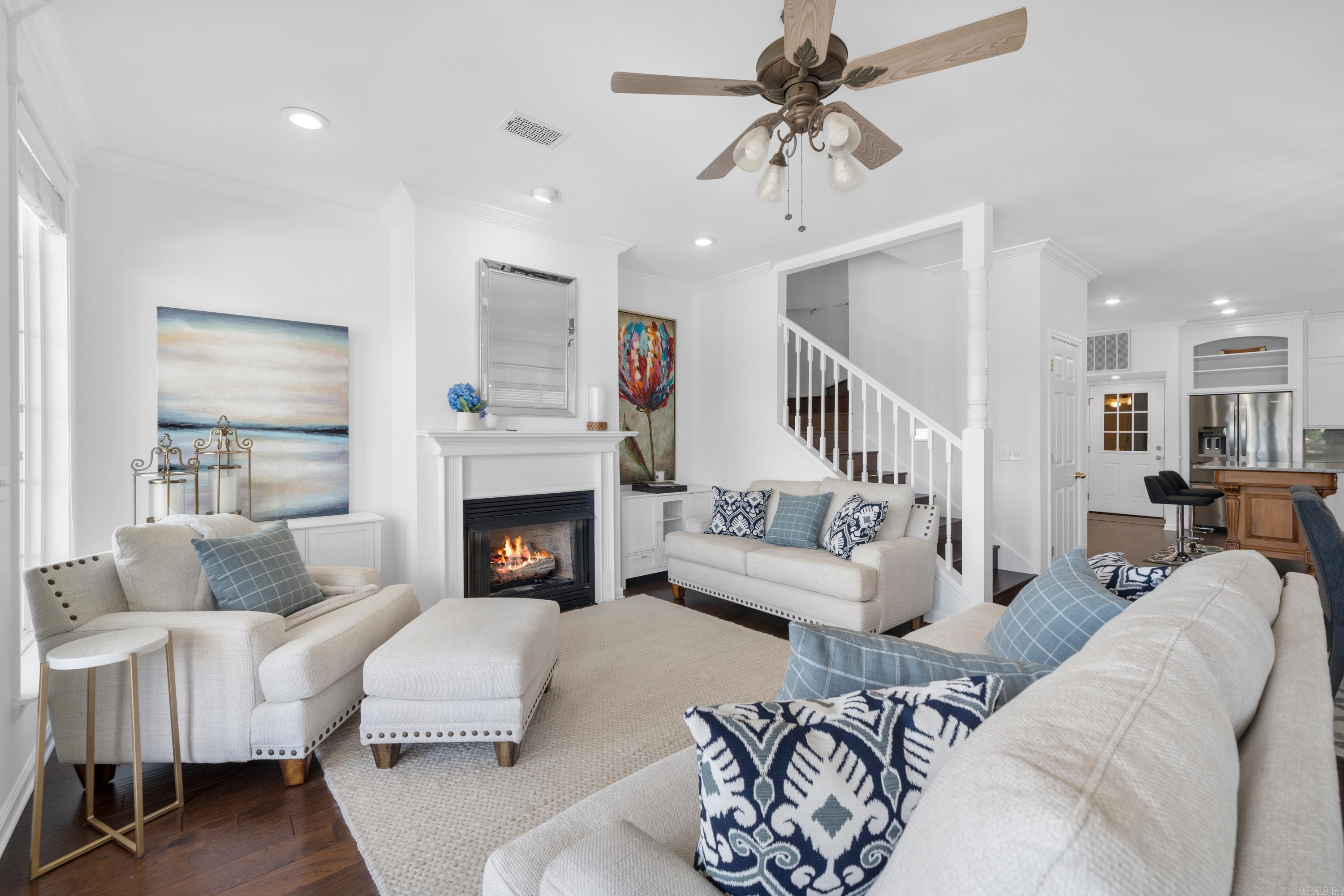 MAJESTIC LAKE VILLAGE TOWNHOMES - Residential