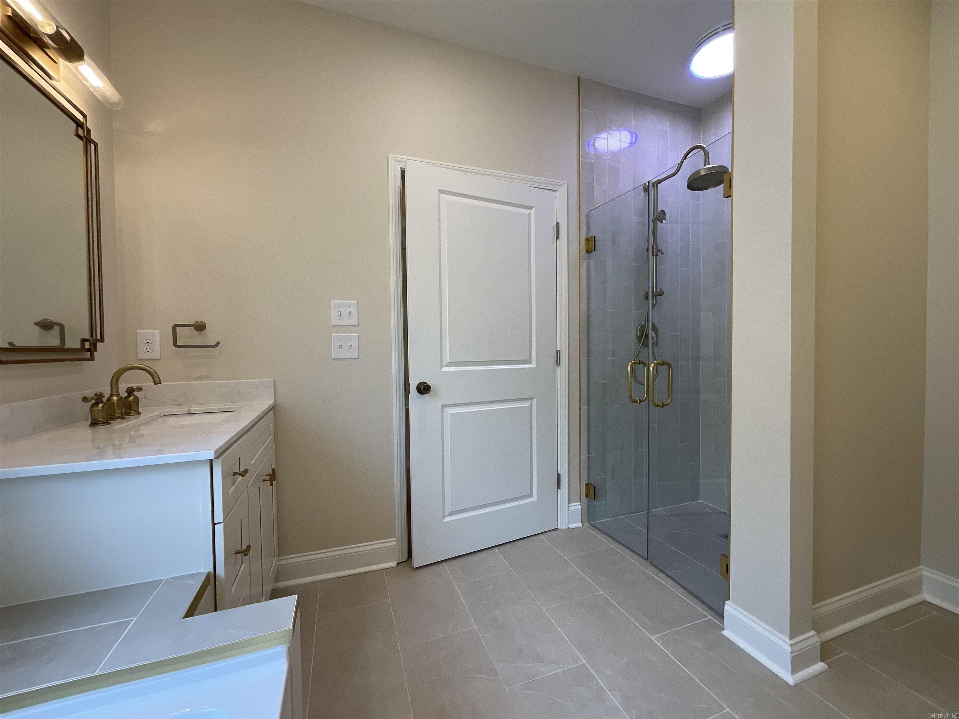 BROWN ADD TO JACK - Residential