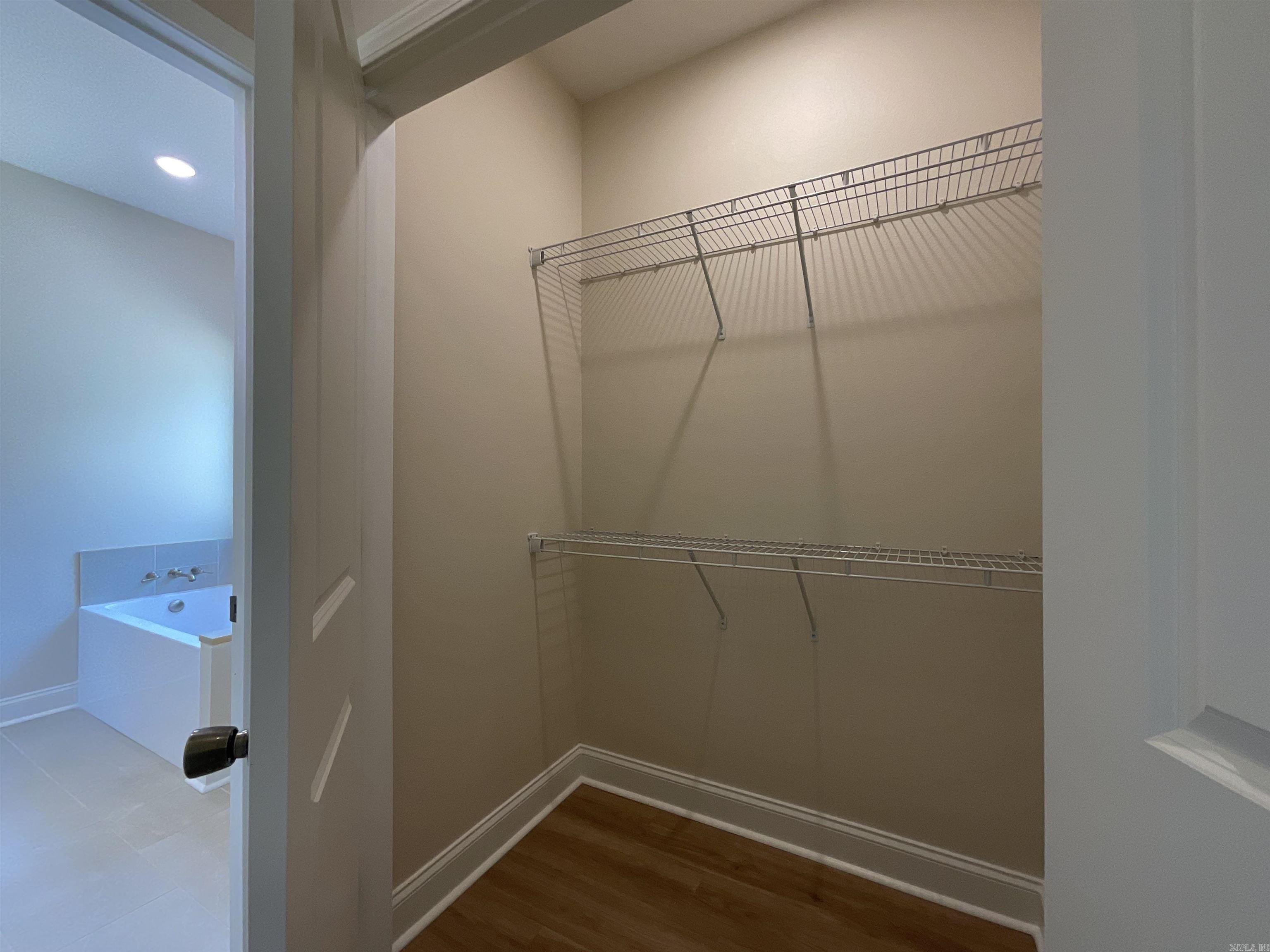 BROWN ADD TO JACK - Residential