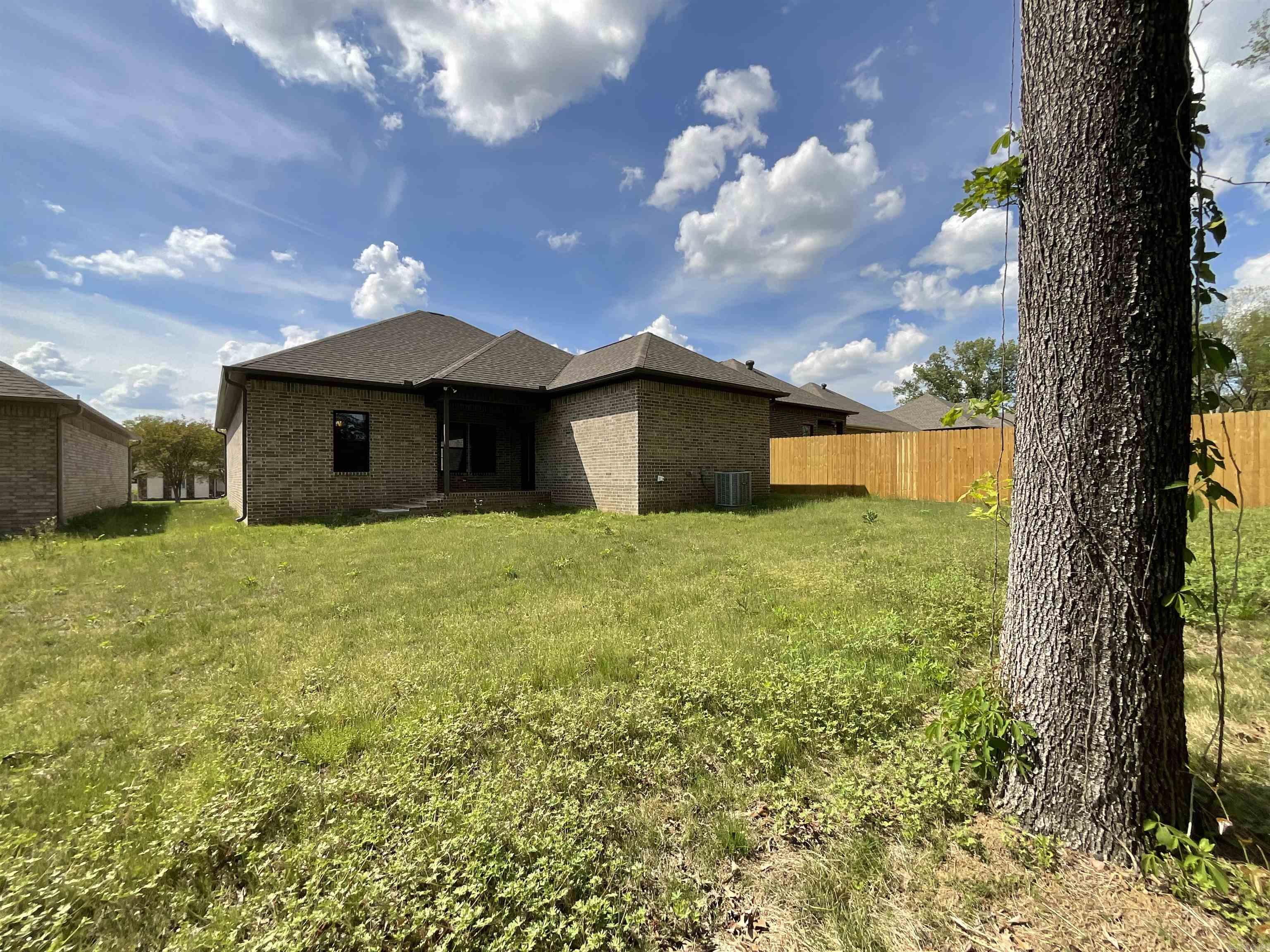 BROWN ADD TO JACK - Residential