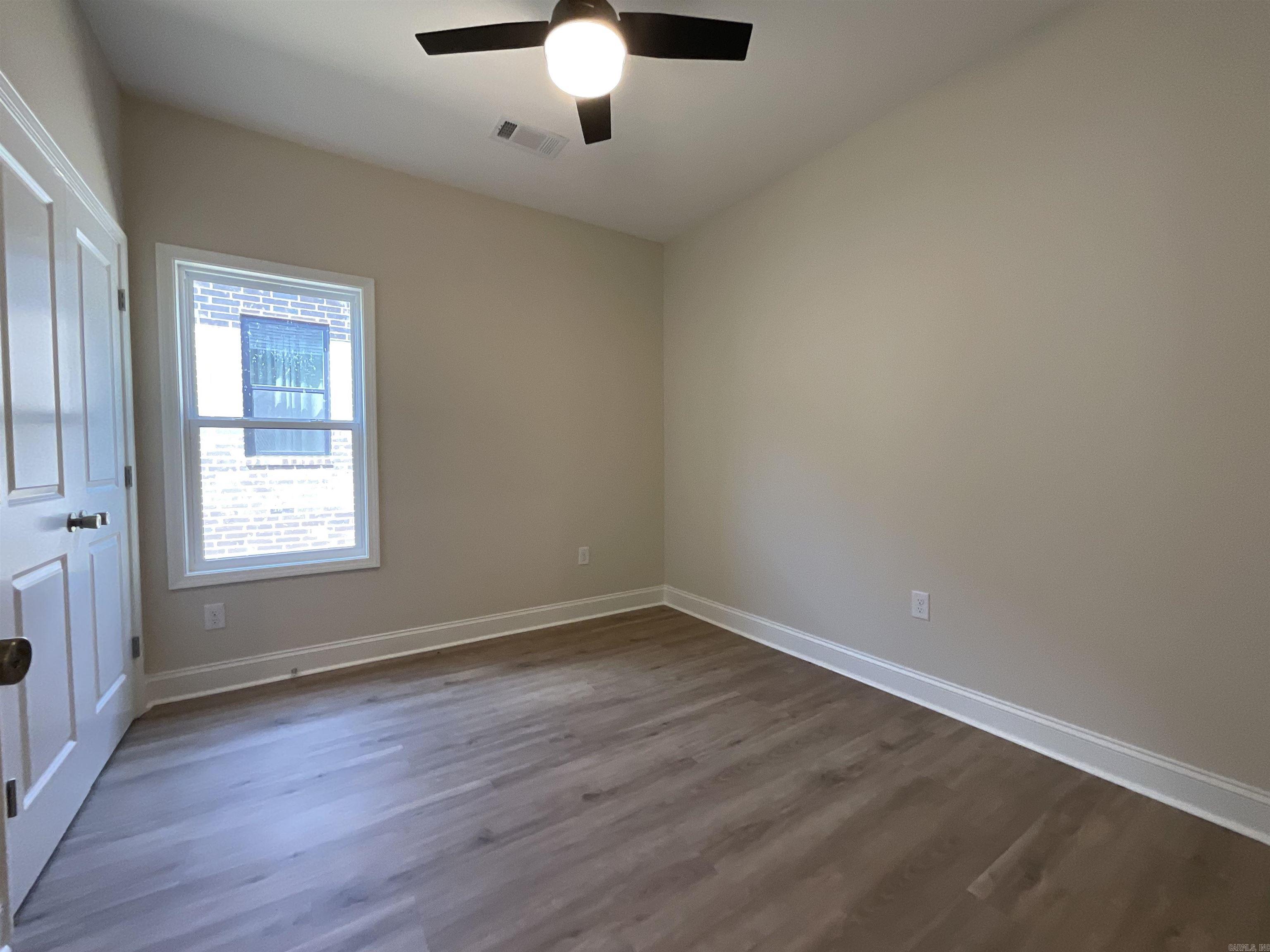 BROWN ADD TO JACK - Residential