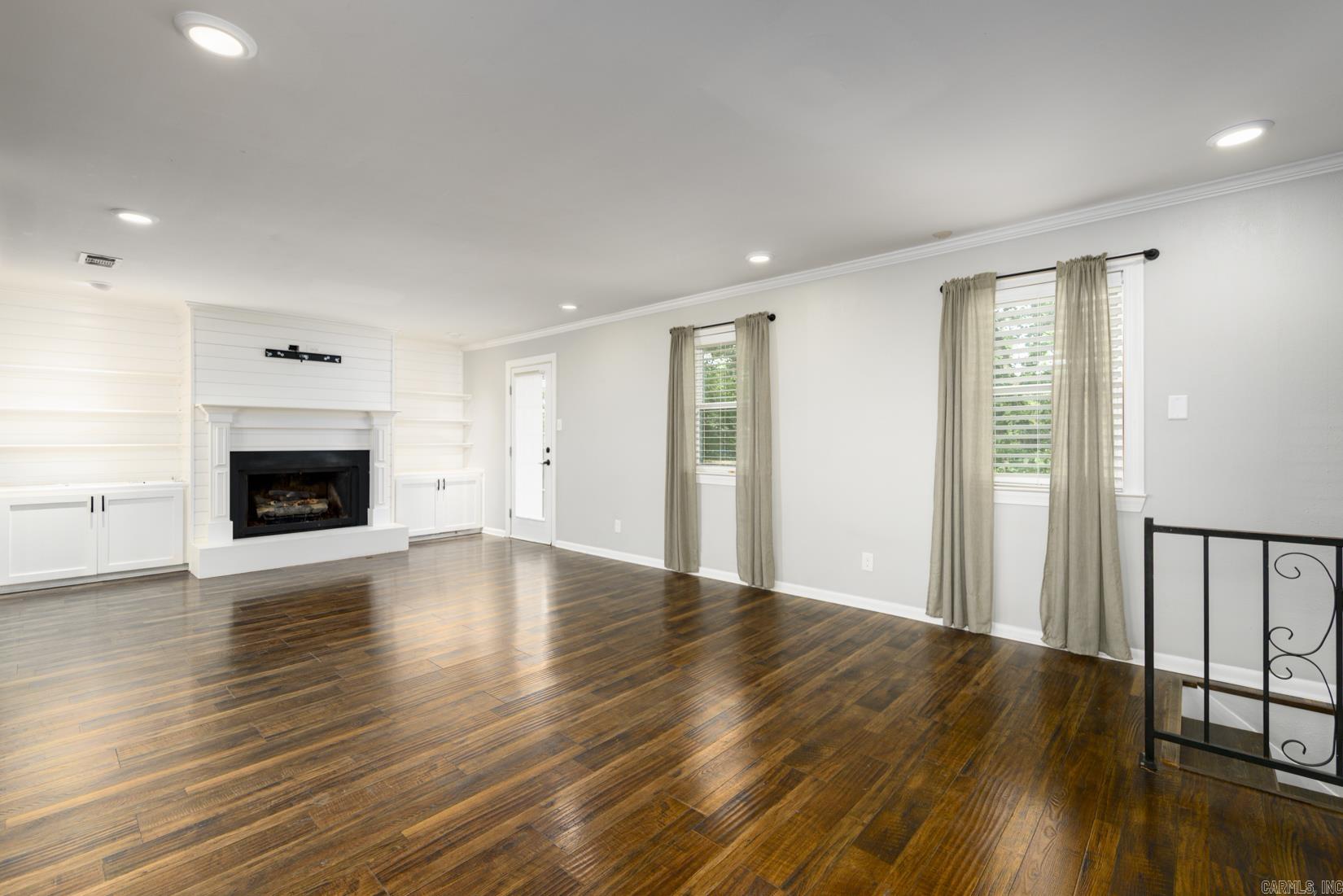 PLEASANT VIEW - Residential