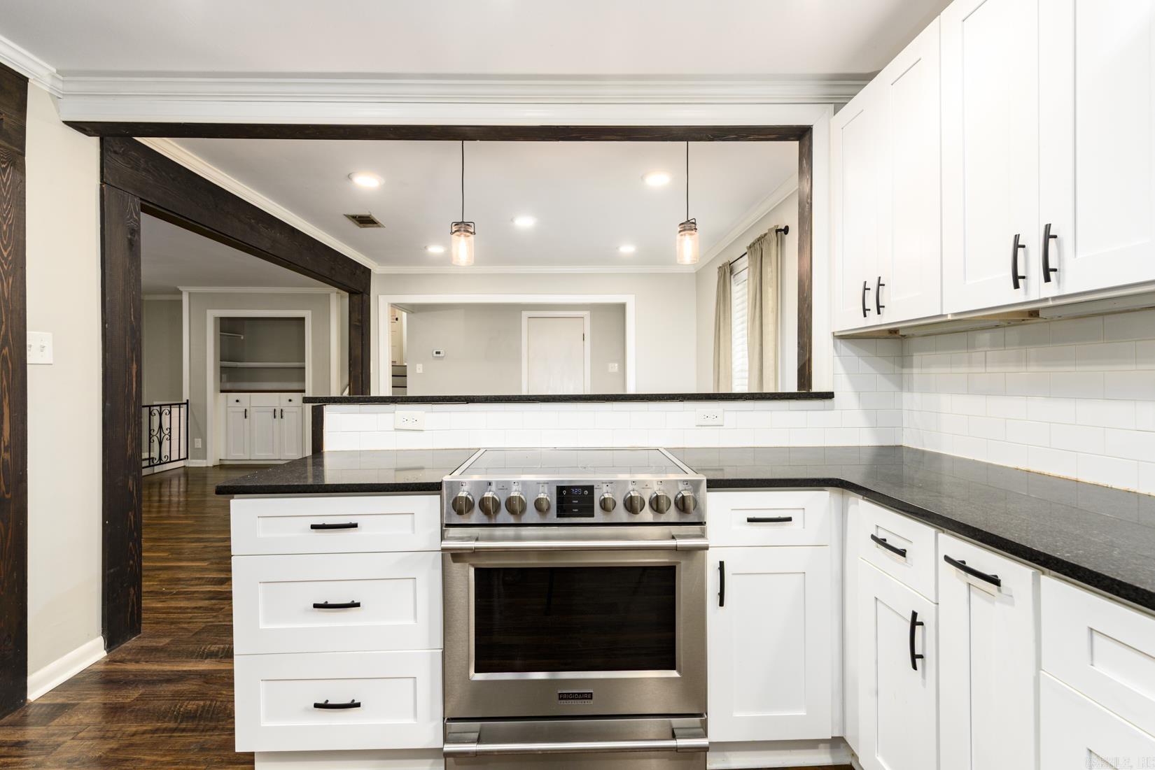 PLEASANT VIEW - Residential