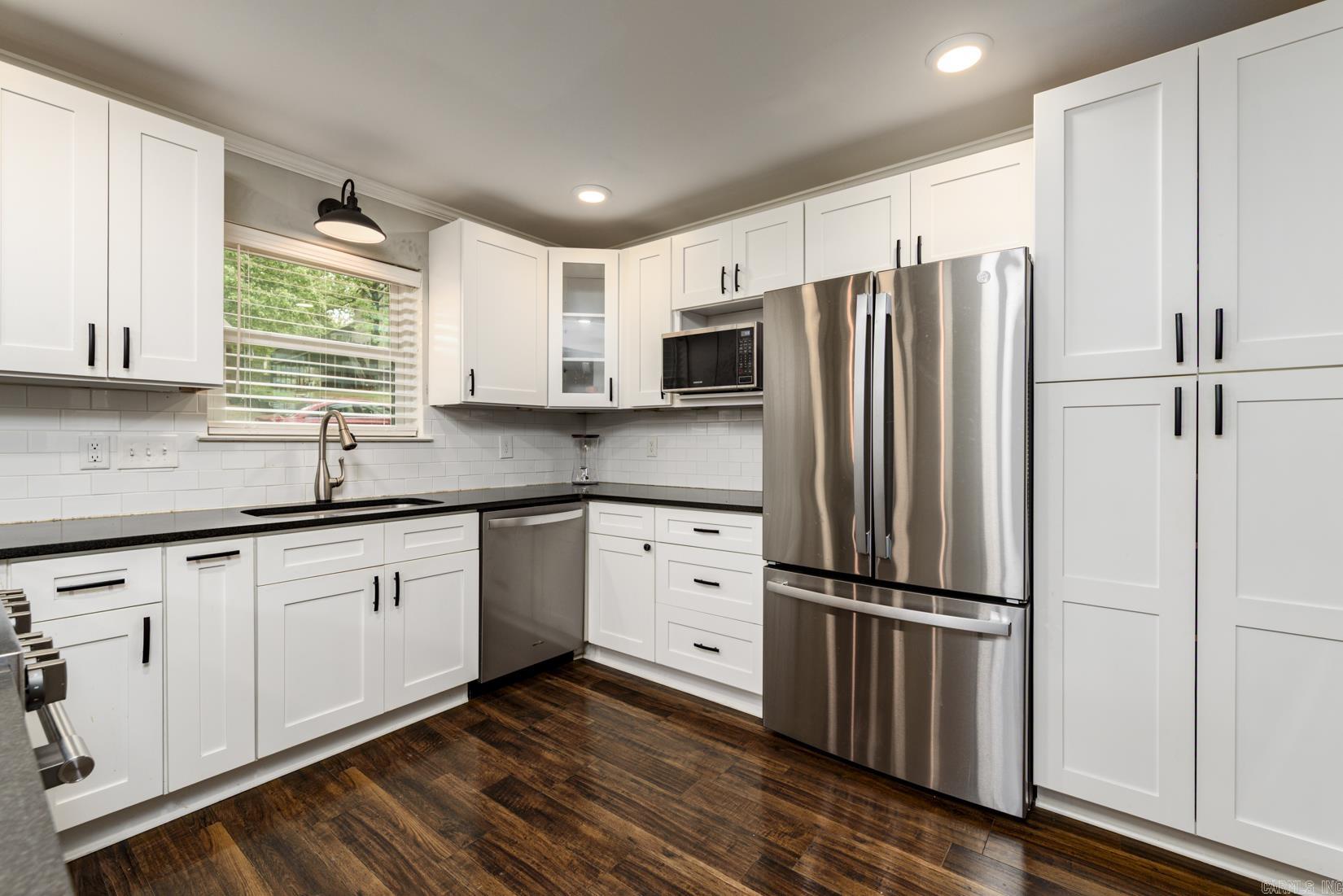 PLEASANT VIEW - Residential