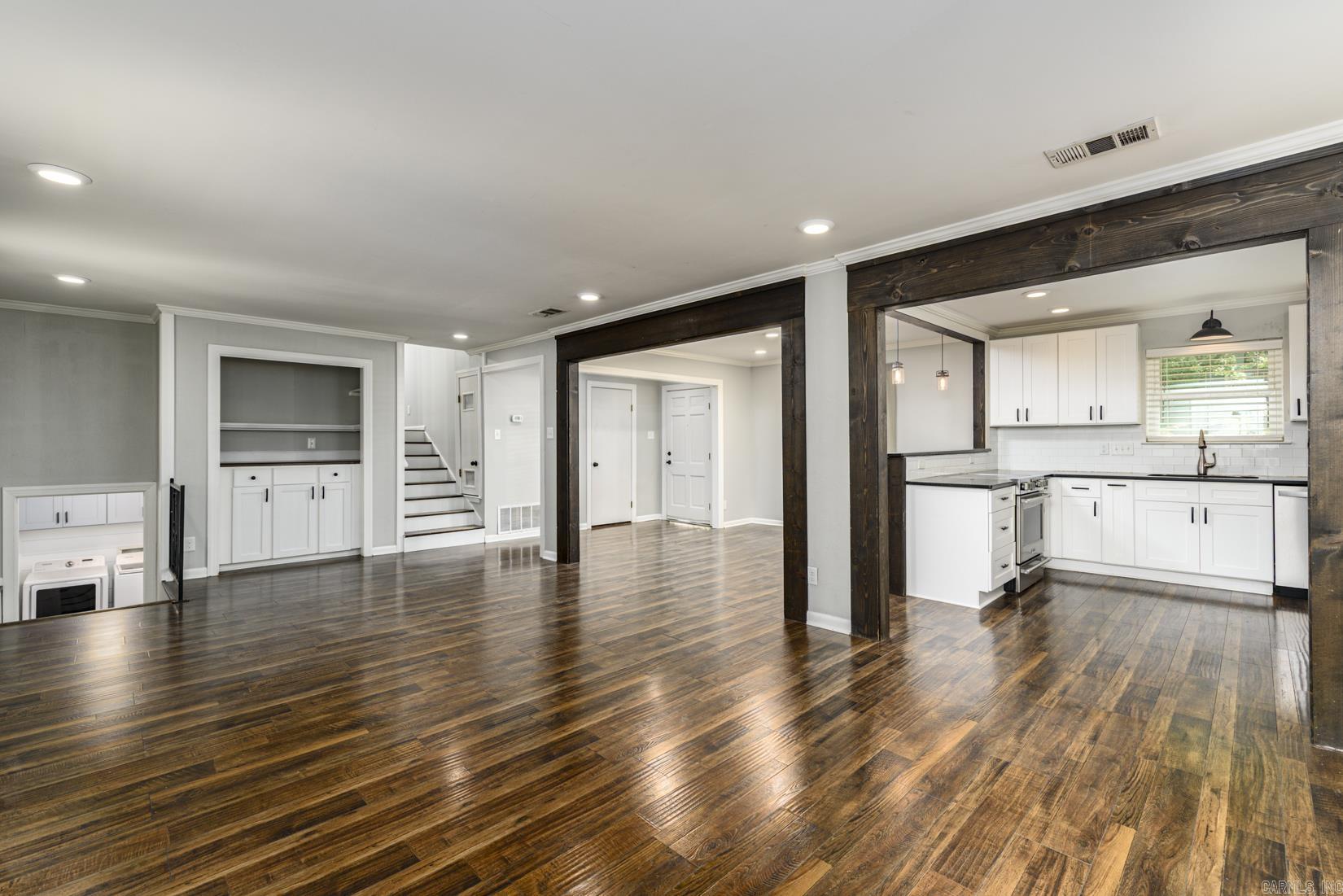 PLEASANT VIEW - Residential