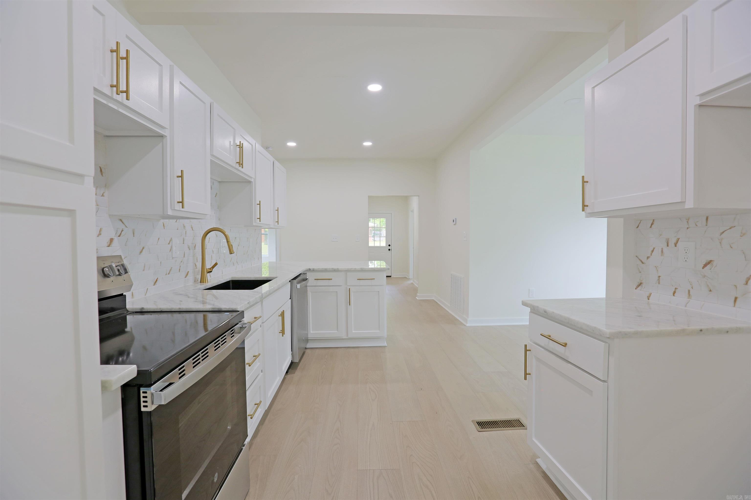 CITY OF LR L15 - Residential