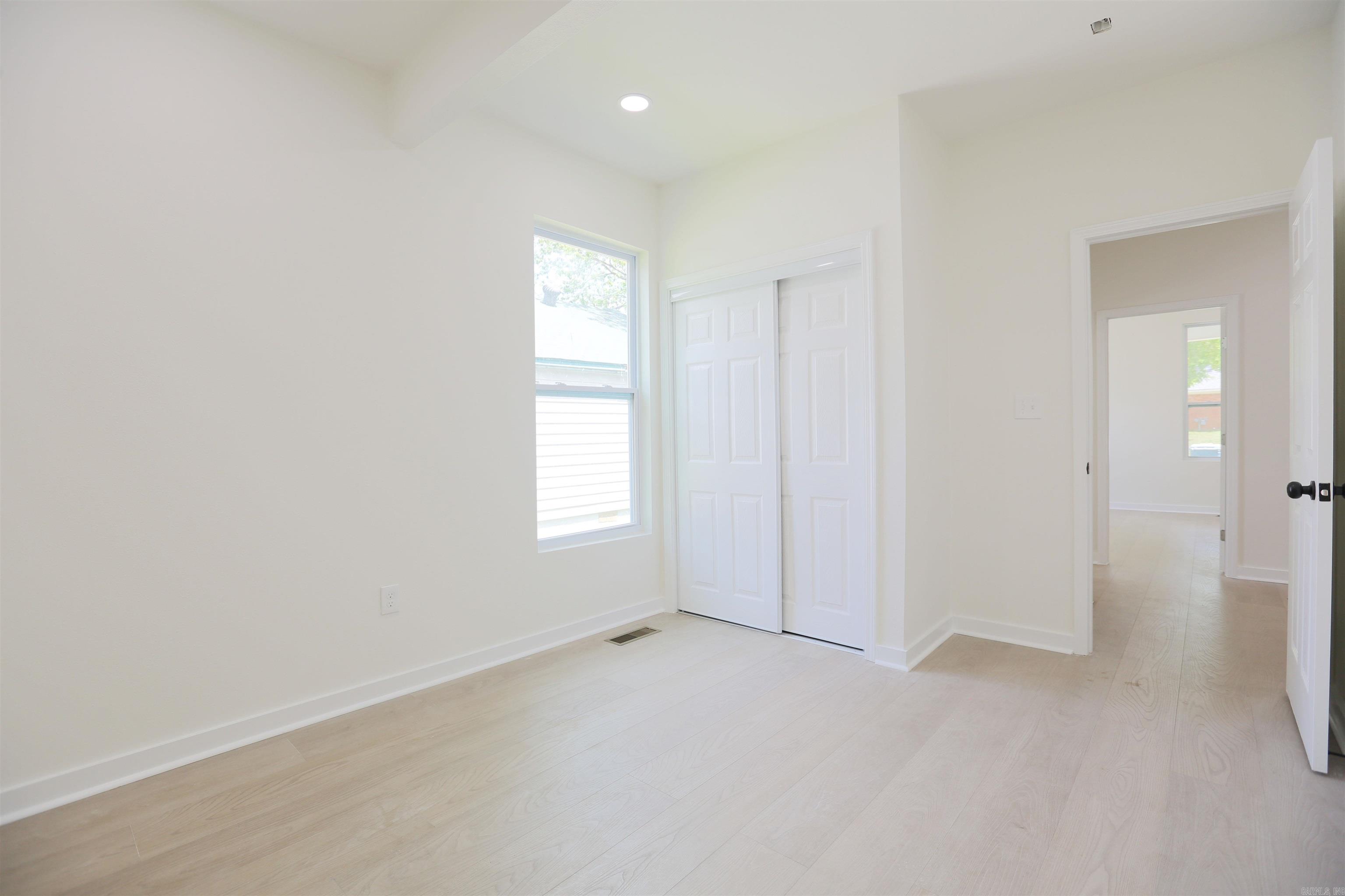 CITY OF LR L15 - Residential