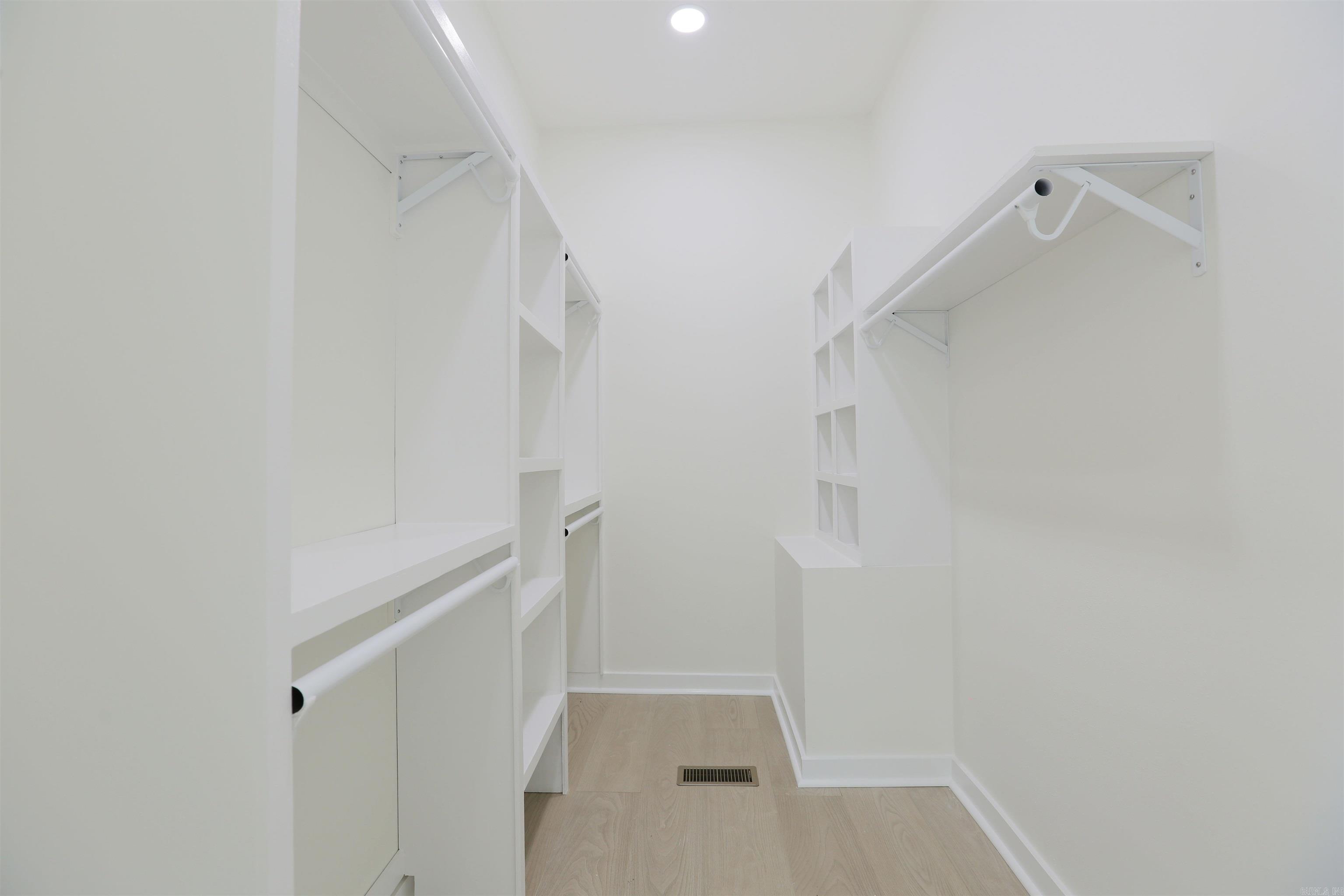 CITY OF LR L15 - Residential