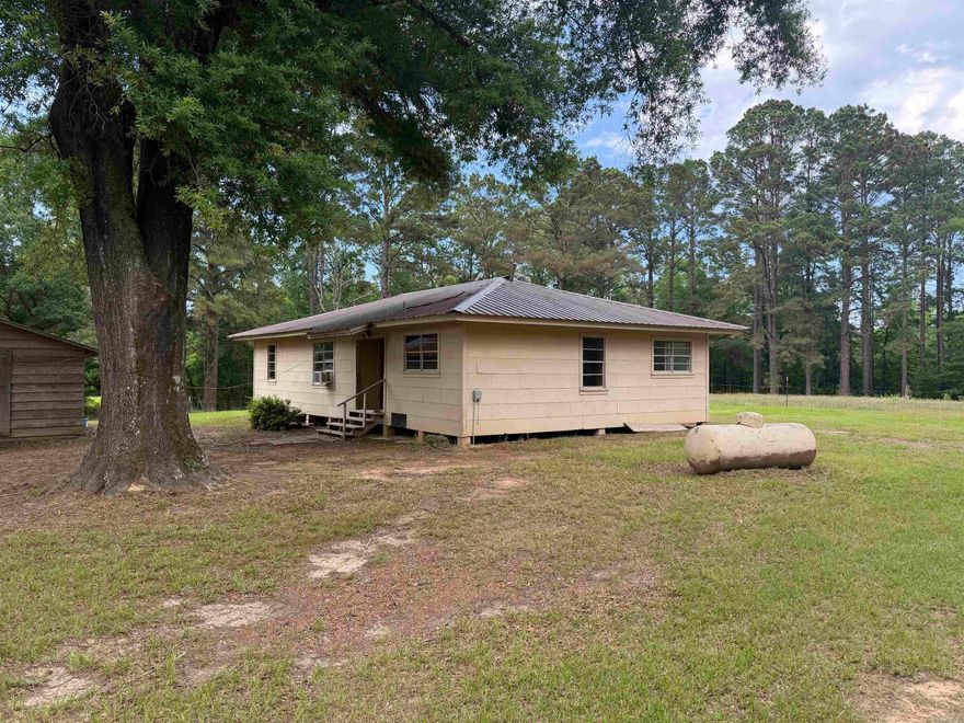 This 3 bed, 1 bath home built in 1985 offering approximately 1,296 sq ft of living space. This property is move-in ready with plenty of potential to make it your own. Situated on 8.25 acres, it provides space to enjoy country living along with a small shed for added storage. Great opportunity for homeowners or investors alike!